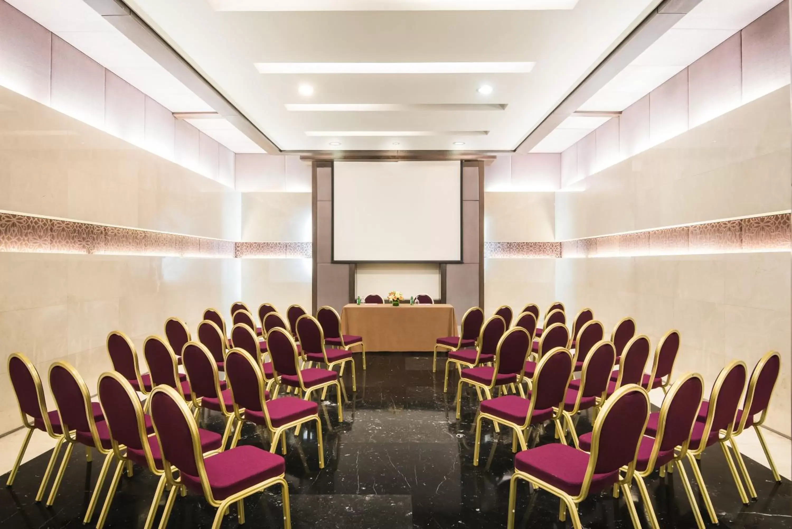 Meeting/conference room in Crowne Plaza Amman, an IHG Hotel