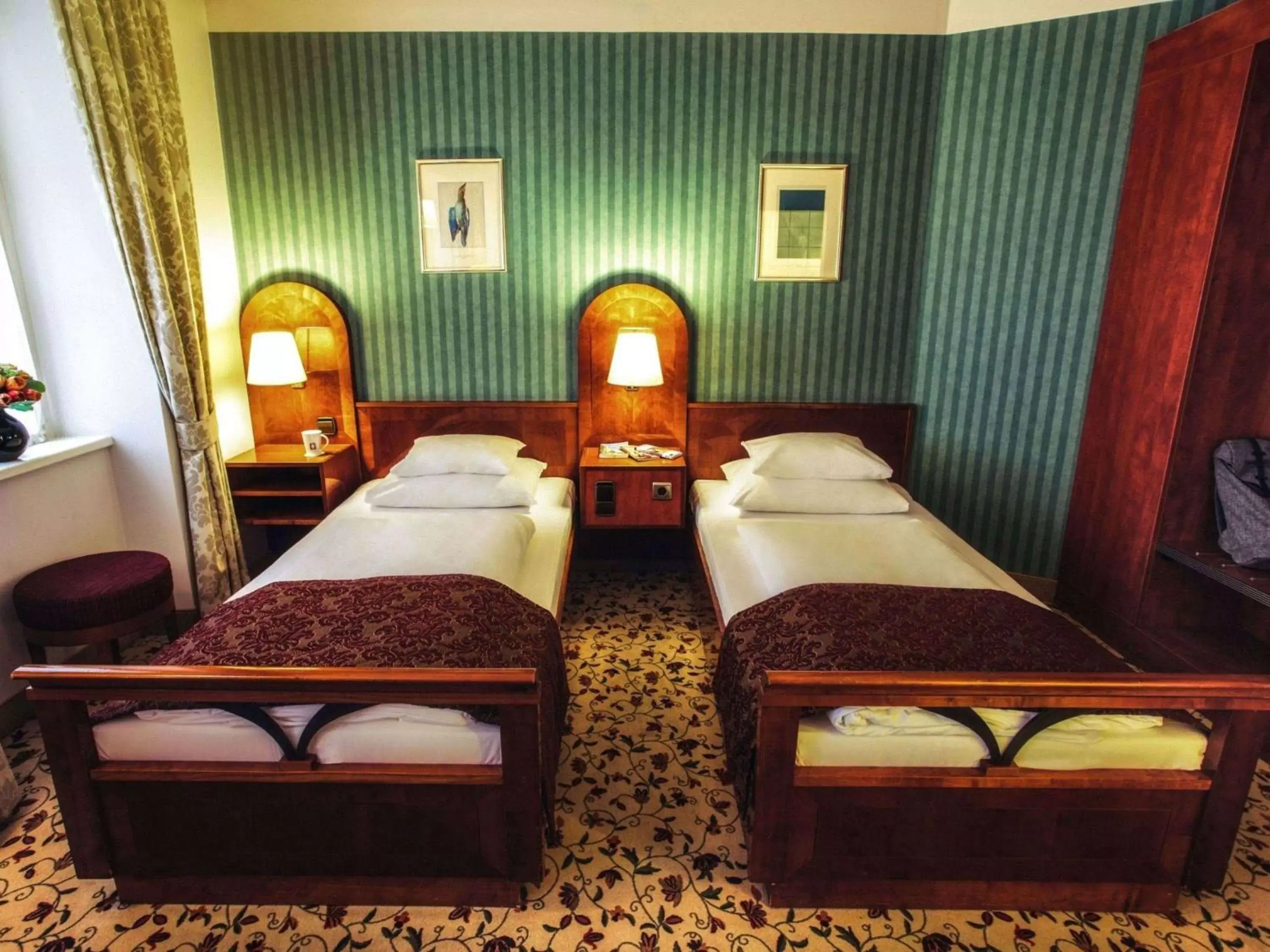 Photo of the whole room, Bed in Mercure Grand Hotel Biedermeier Wien