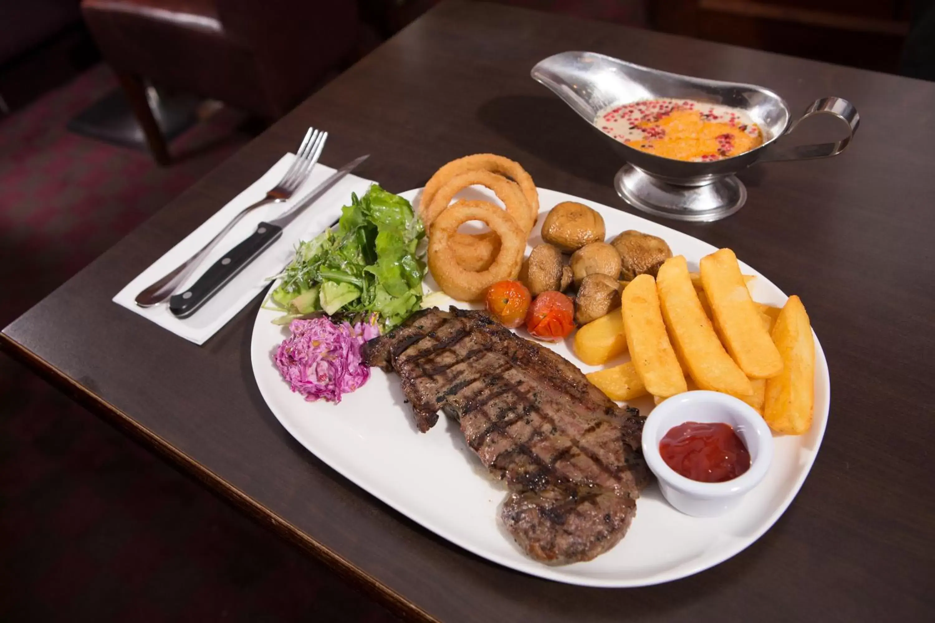 Food in The Royal Highland Hotel