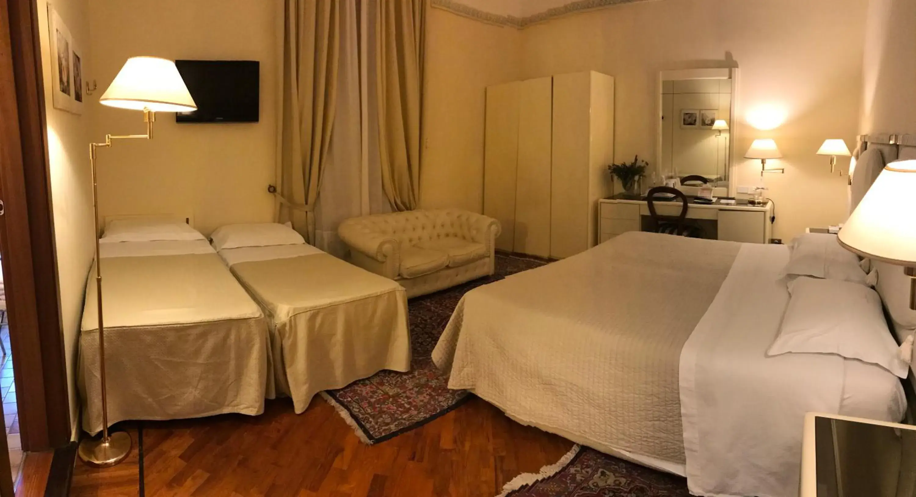 Bed in Grand Hotel Tettuccio