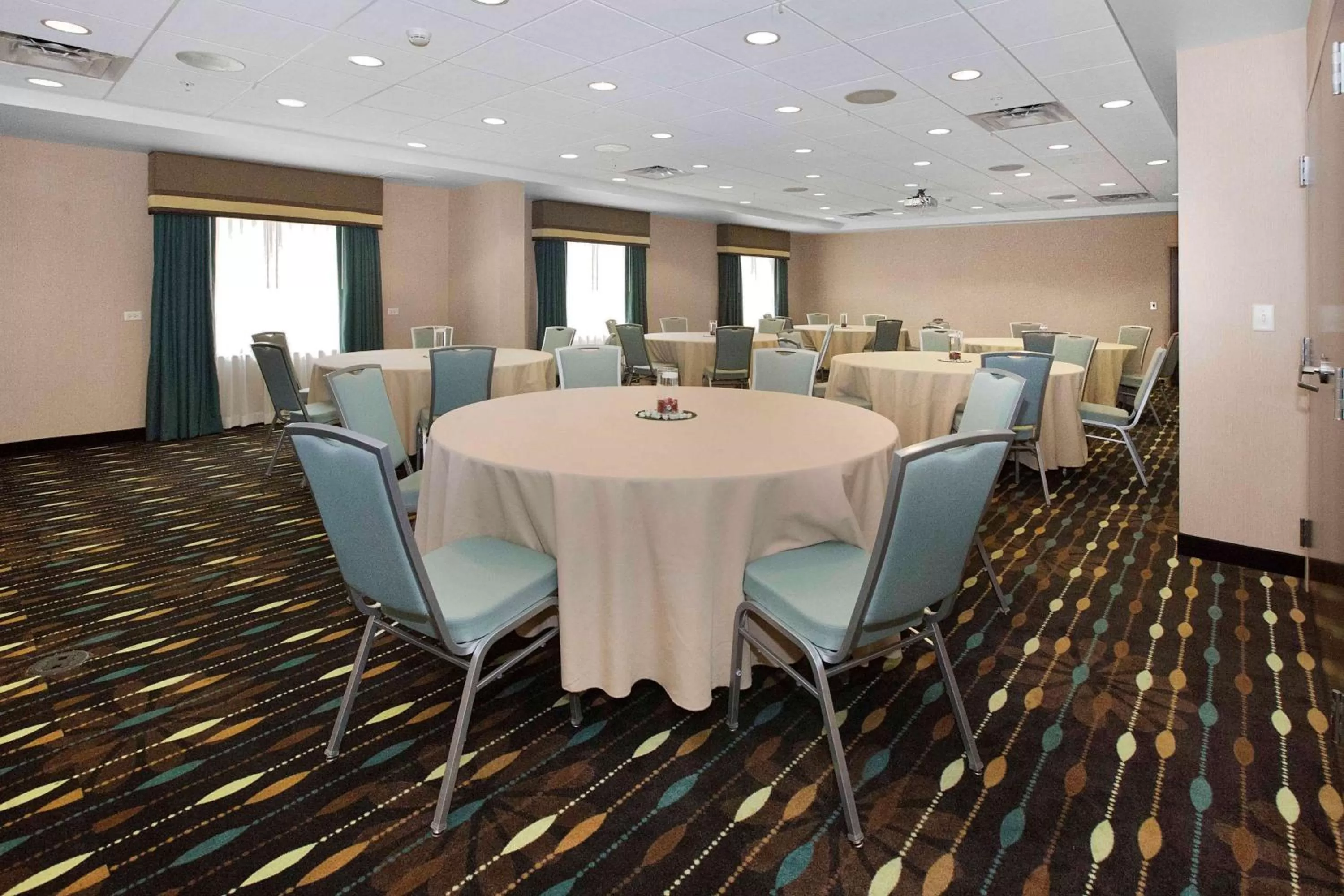 Meeting/conference room in Hampton Inn Bridgeville