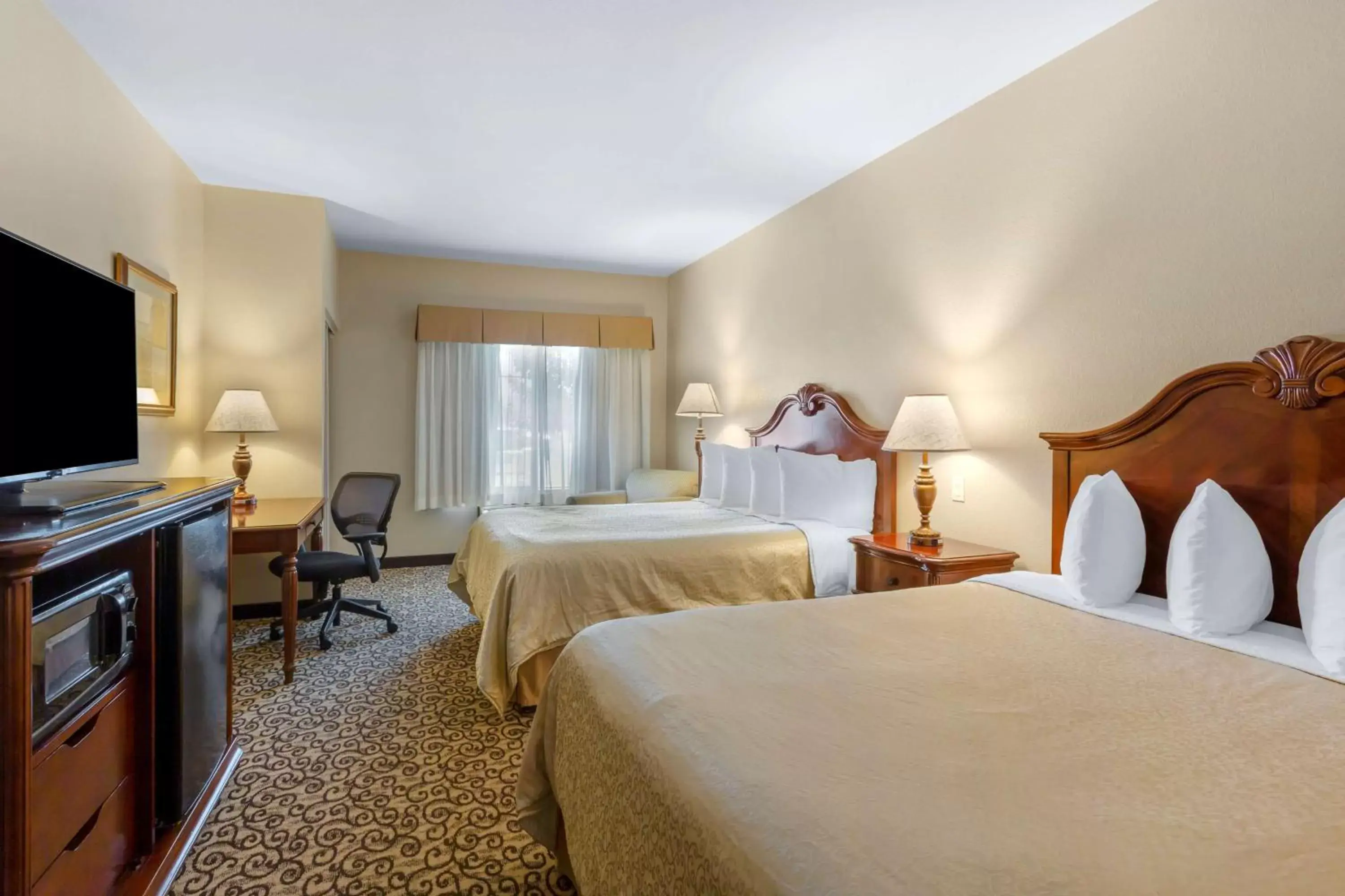 Bedroom, Bed in Best Western PLUS Fossil Country Inn & Suites Bedroom, Bed in Best Western PLUS Fossil Country Inn & Suites