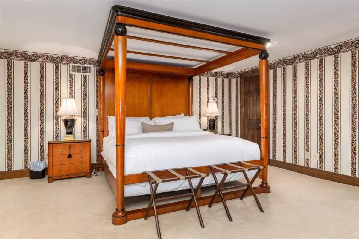 Bed in The Shaffner Inn