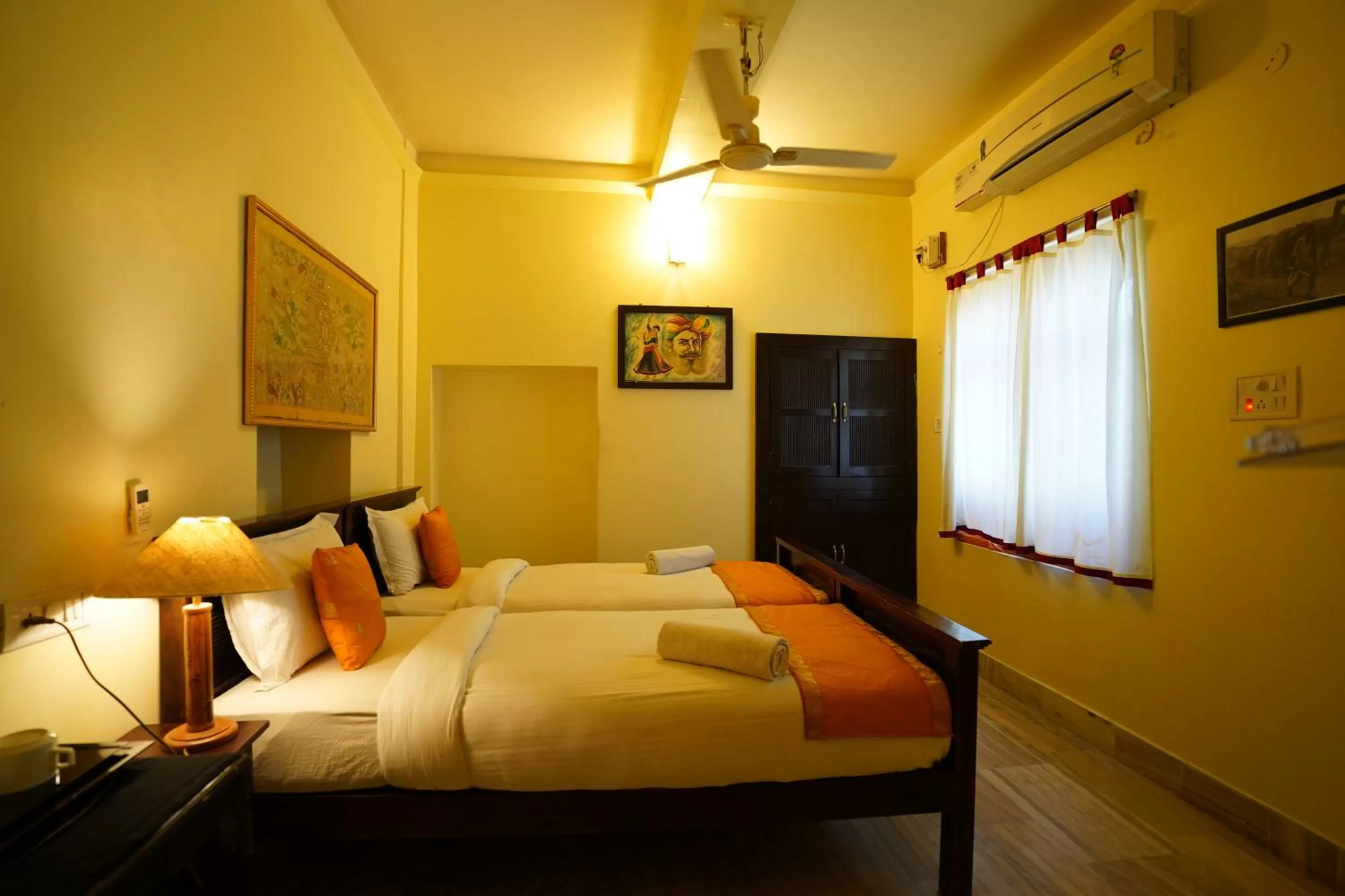 Bed in Hotel Shahi Garh