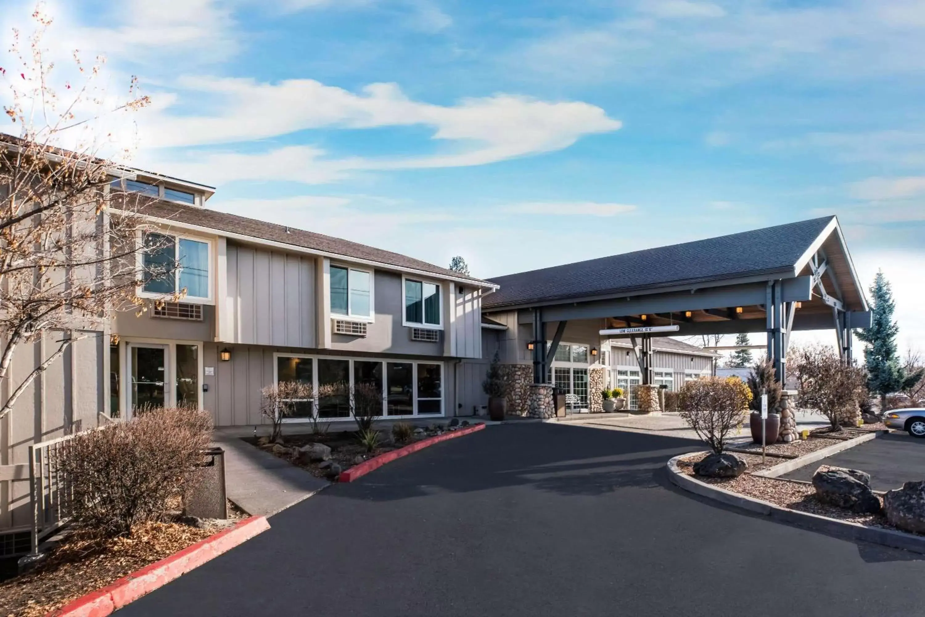 Property building in La Quinta Inn by Wyndham Bend Property building in La Quinta Inn by Wyndham Bend