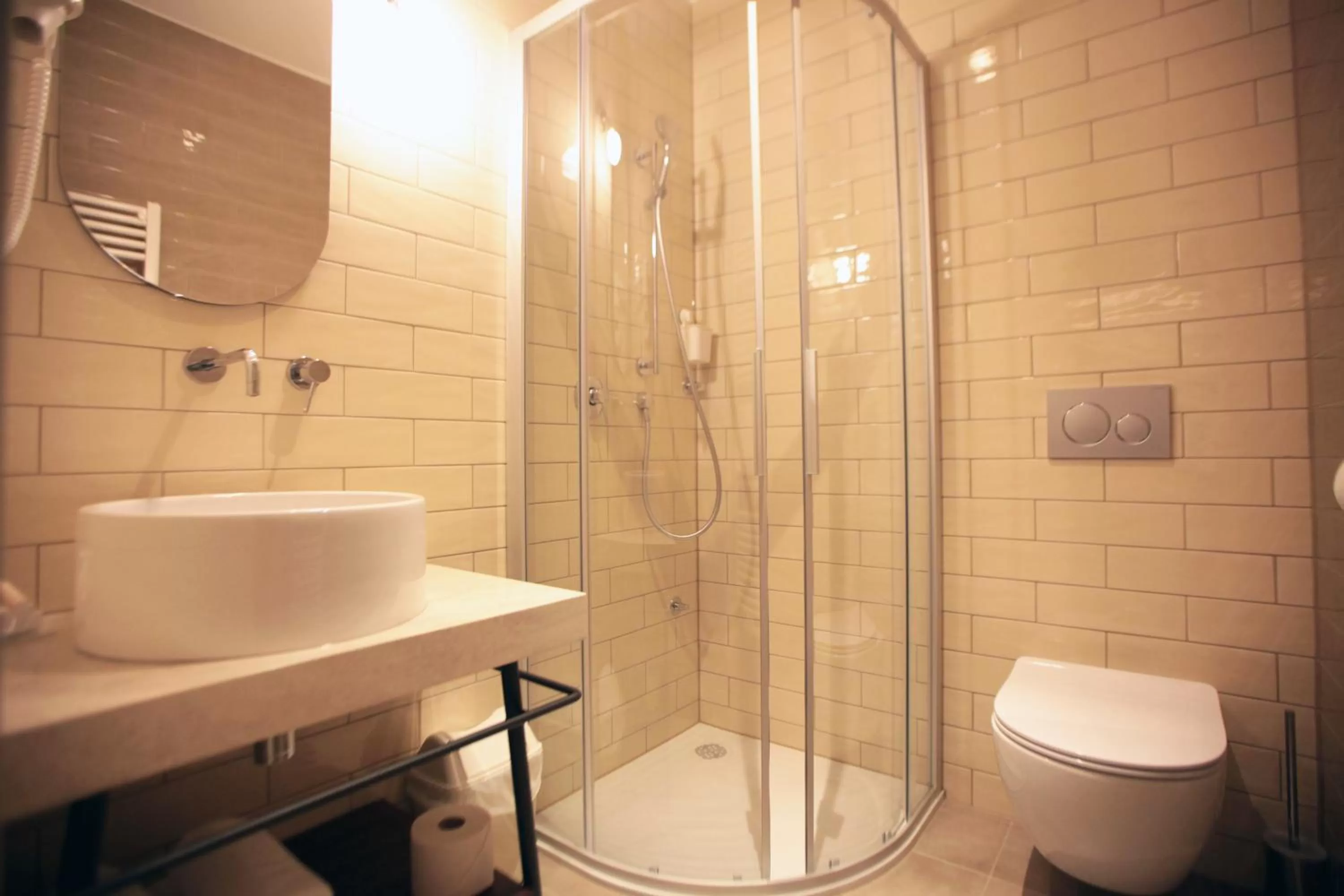 Bathroom in Hotel Mrak