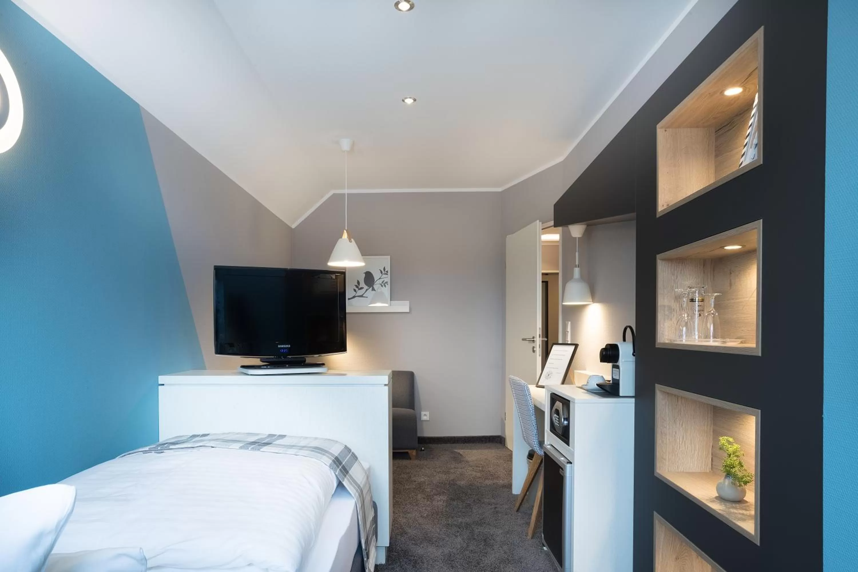 Photo of the whole room, Bed in Hotel Regina Maris