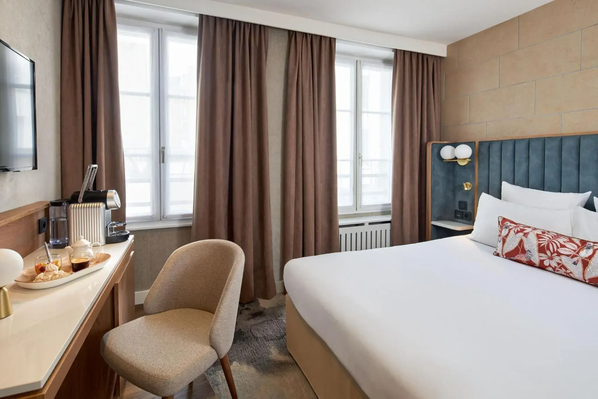 Bed in Best Western Saint Louis - Grand Paris Vincennes