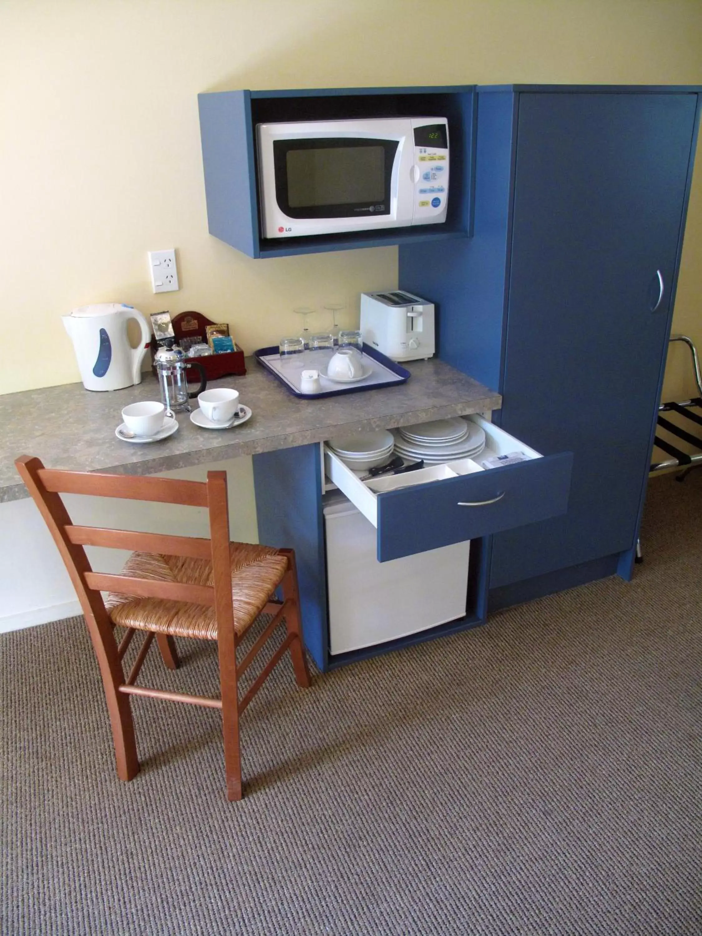 Decorative detail, Kitchen/Kitchenette in Elliotts Kapiti Coast Motor Lodge