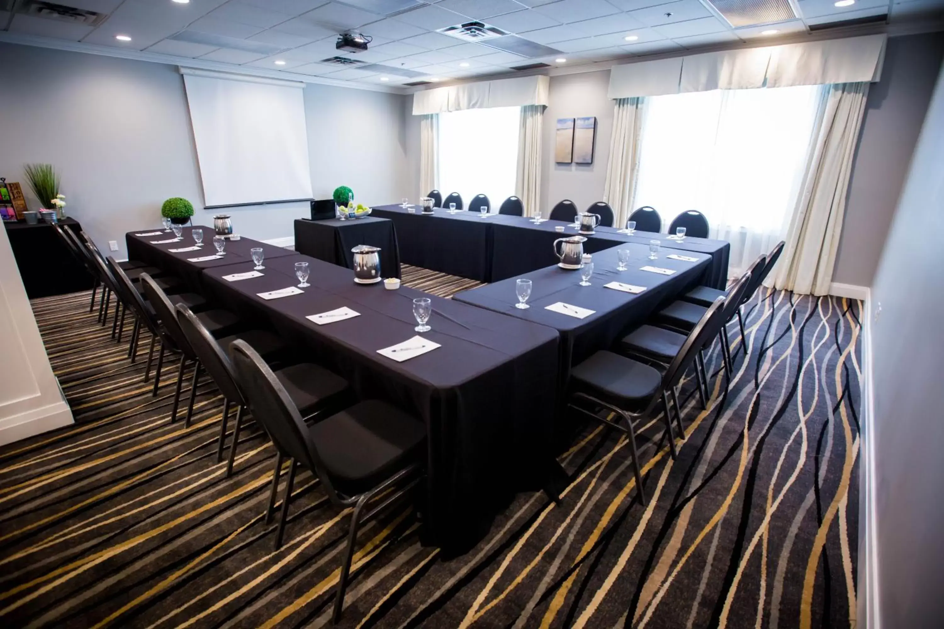 Banquet/Function facilities in Cambridge Hotel and Conference Centre