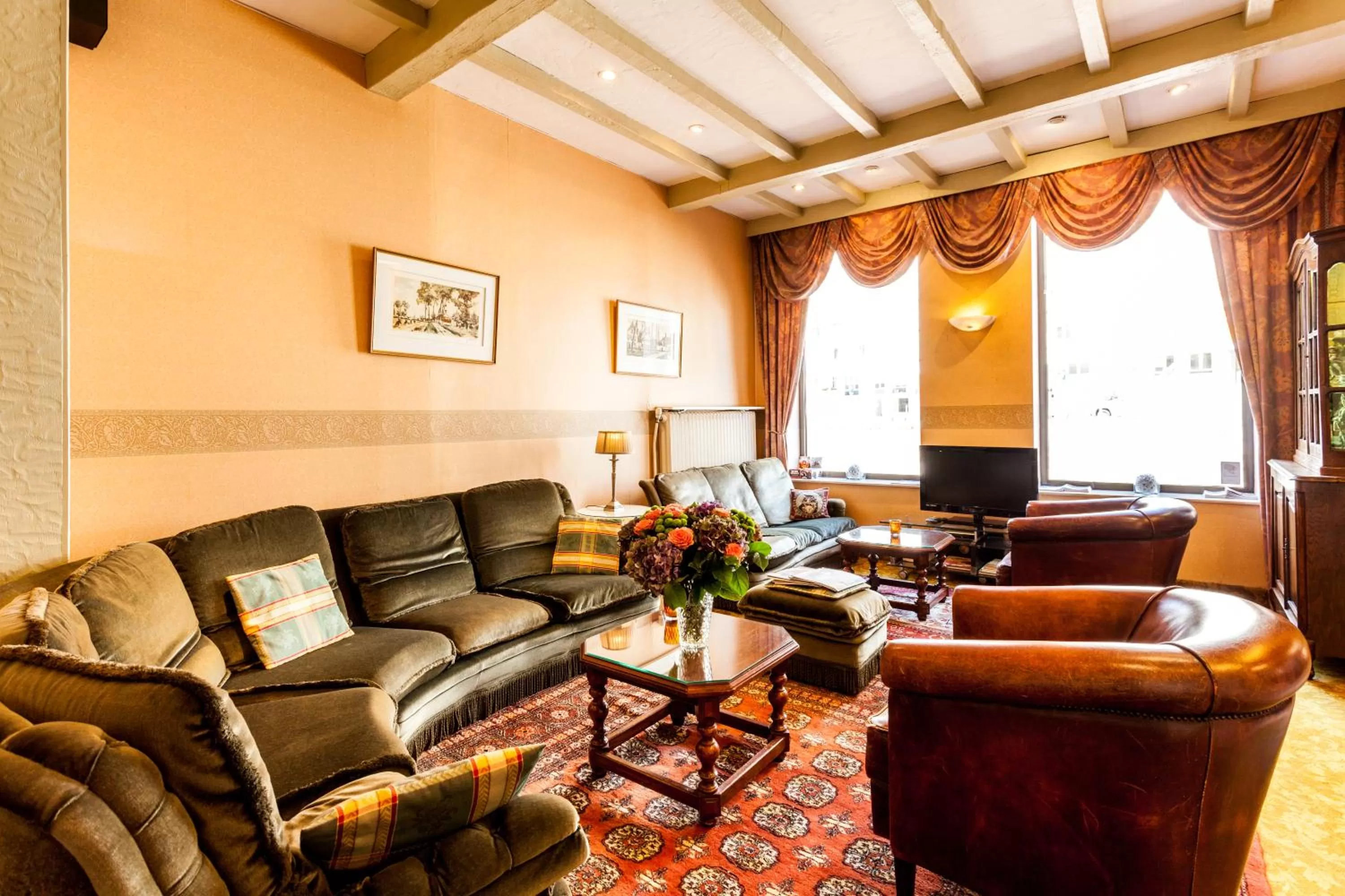 Lounge or bar in Malecot Hotel by F-Hotels