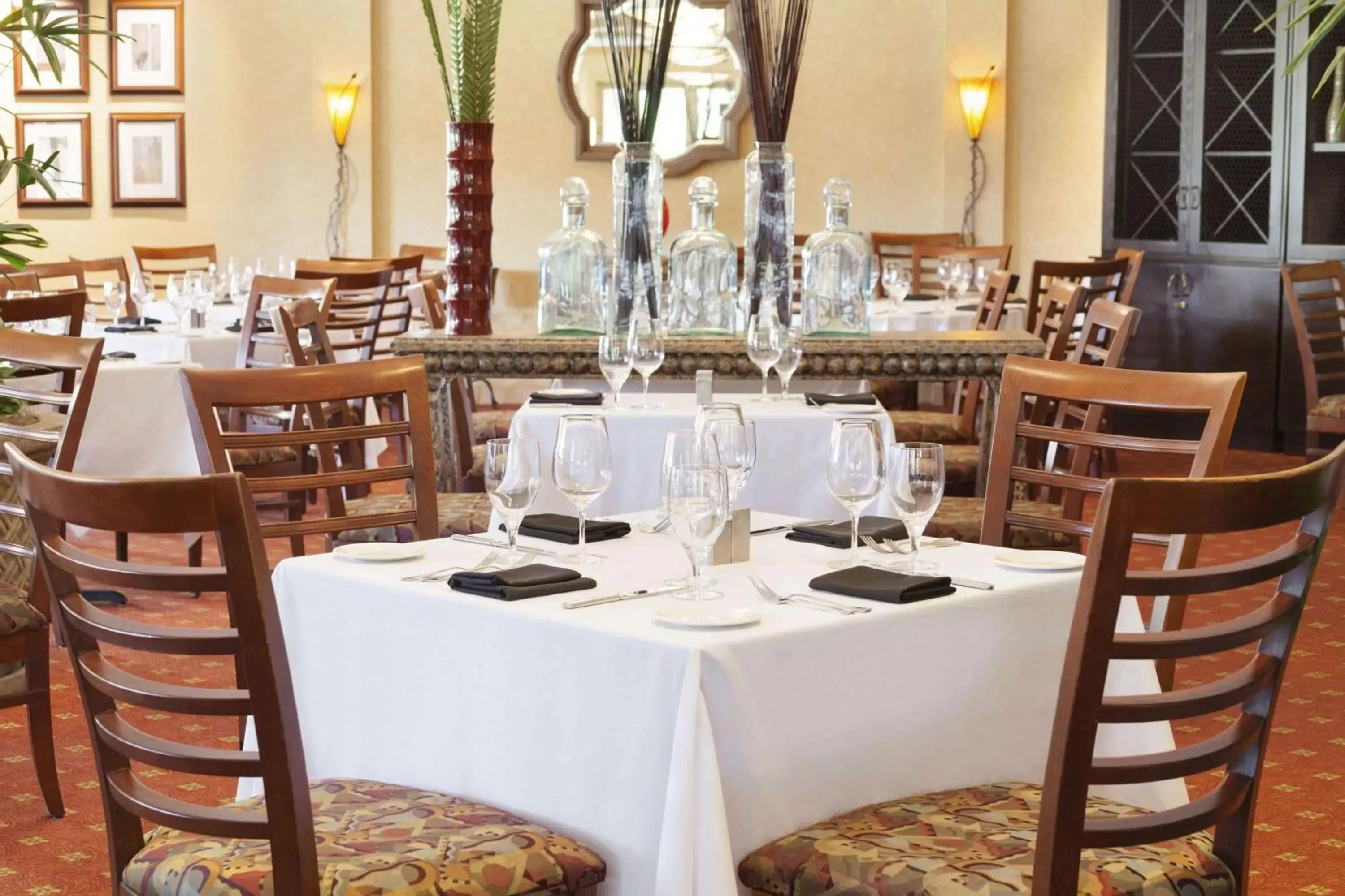 Lounge or bar, Restaurant/Places to Eat in Silverado Resort