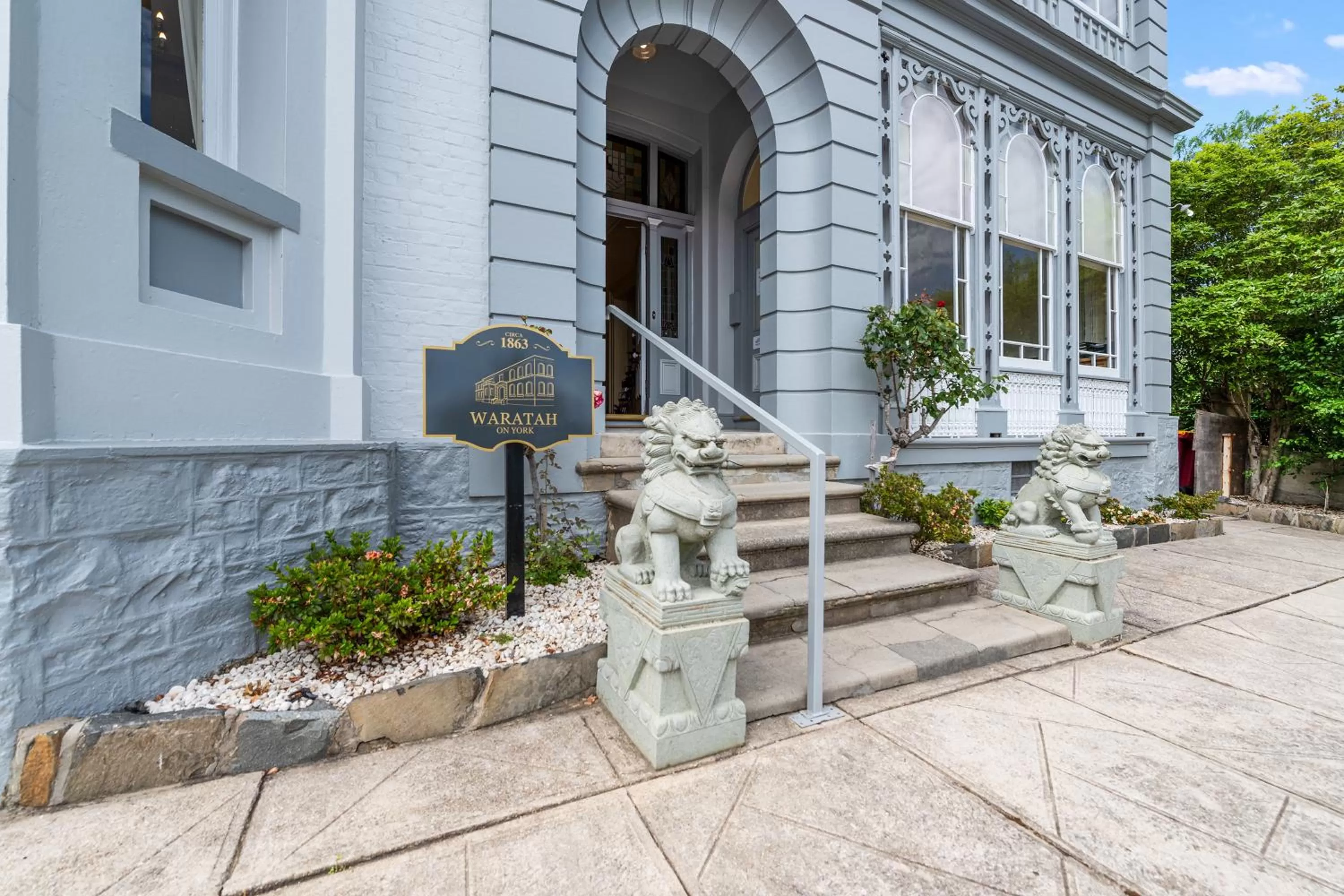 Facade/entrance in Waratah On York