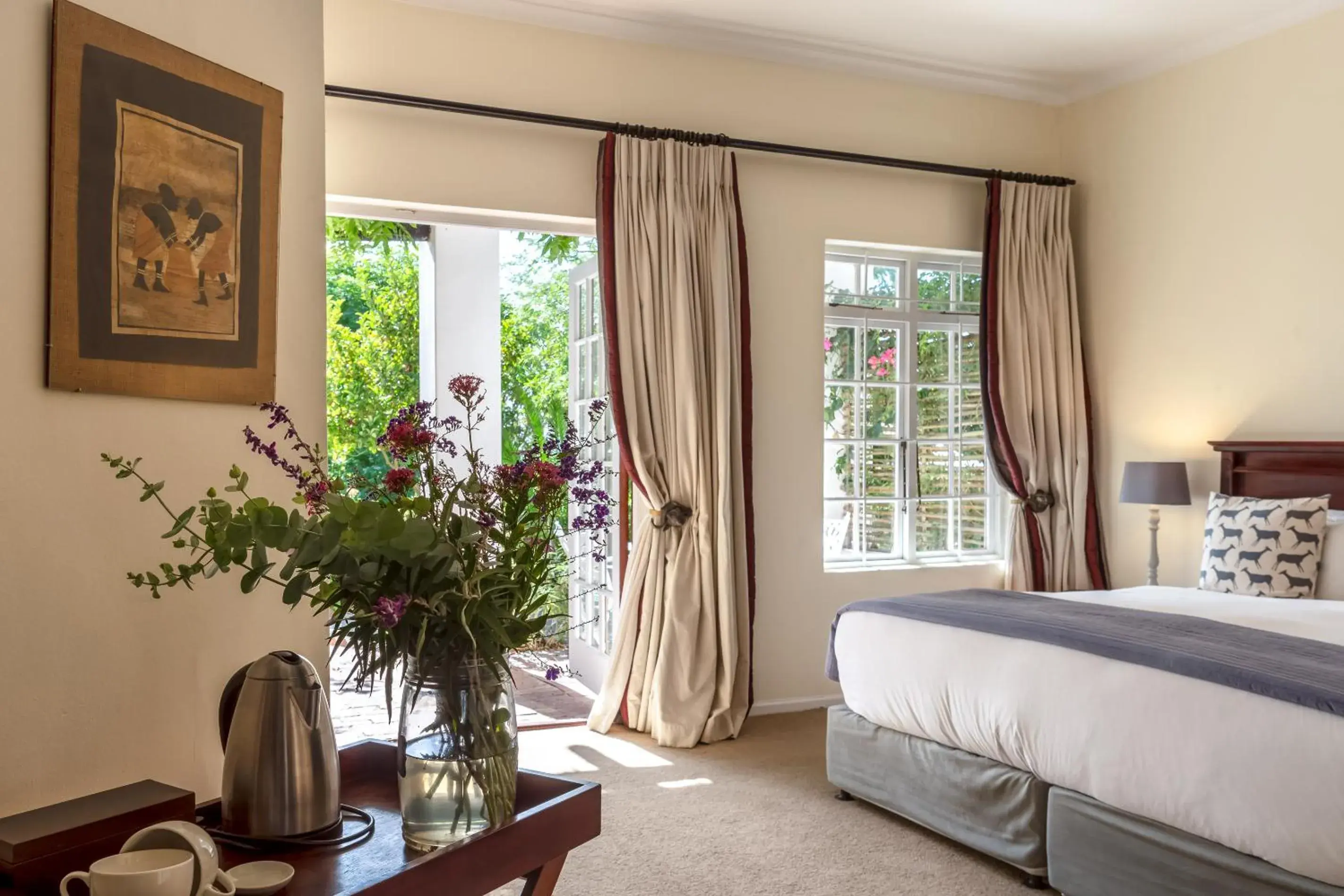 Bedroom in Wedgeview Country House & Spa