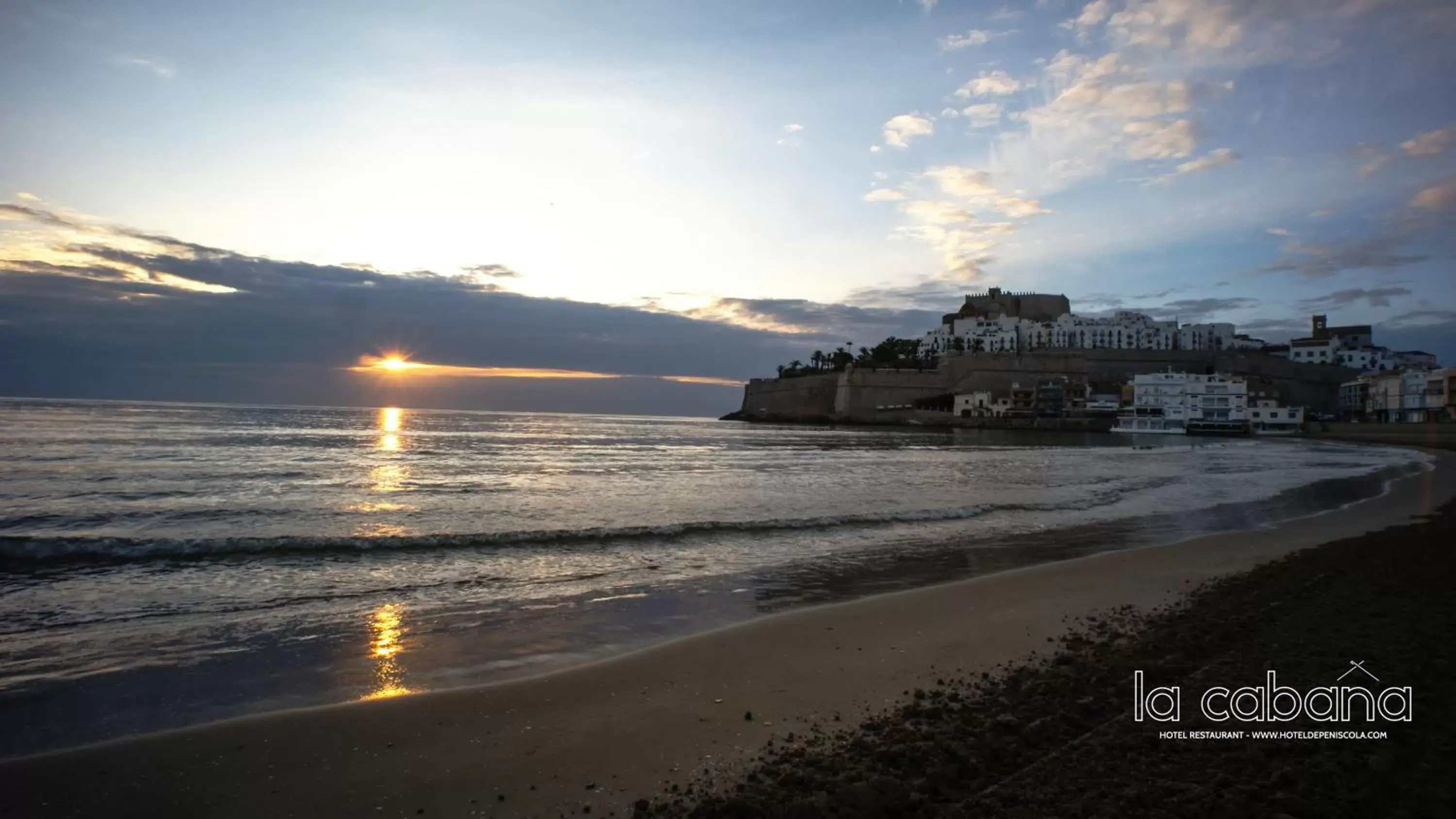 Nearby landmark, Beach in La Cabaña