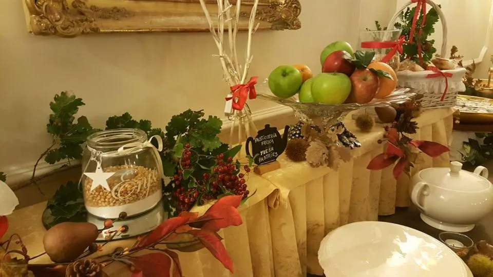 Food and drinks in Hotel Royal