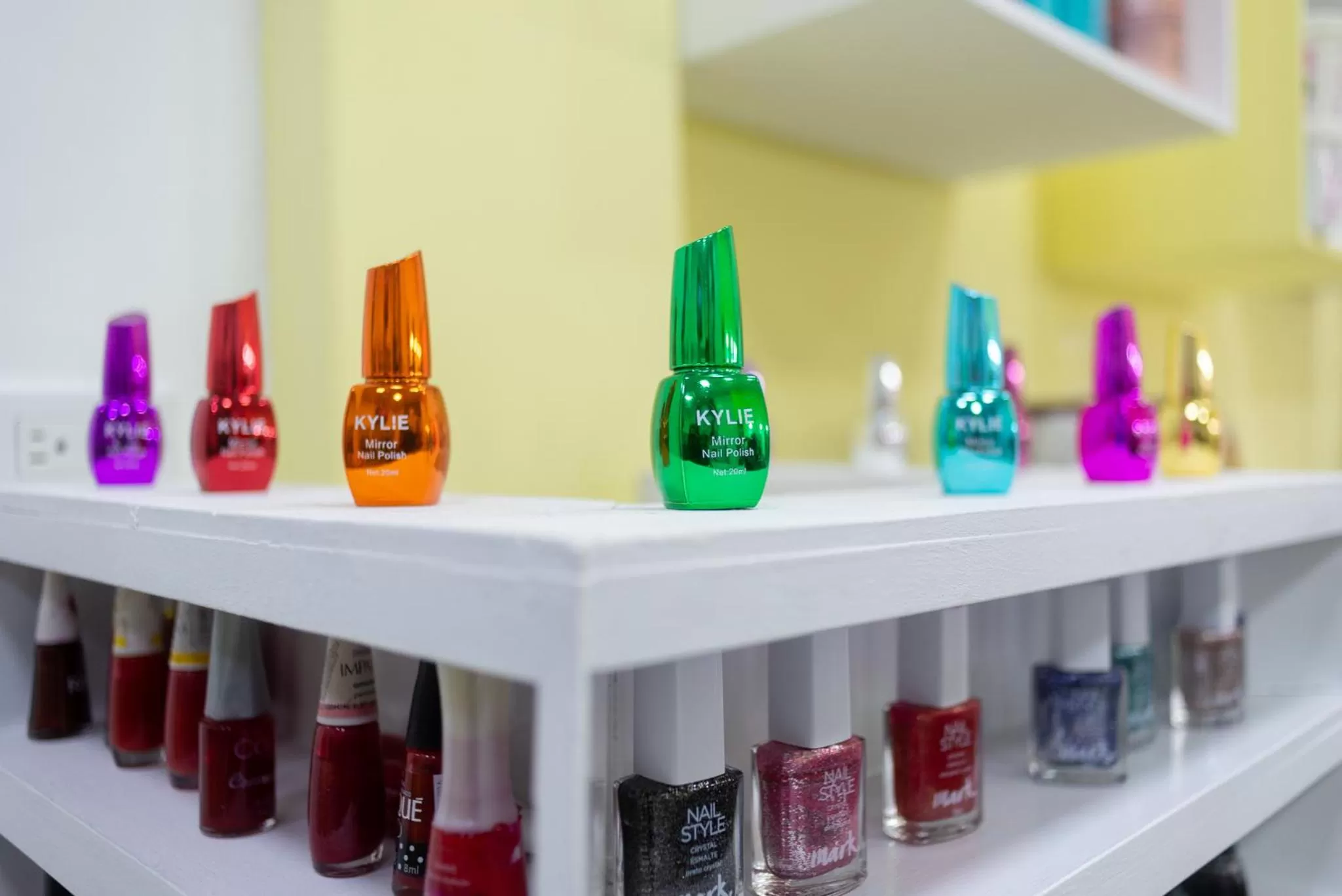 Breakfast, Drinks in Status International Hotel