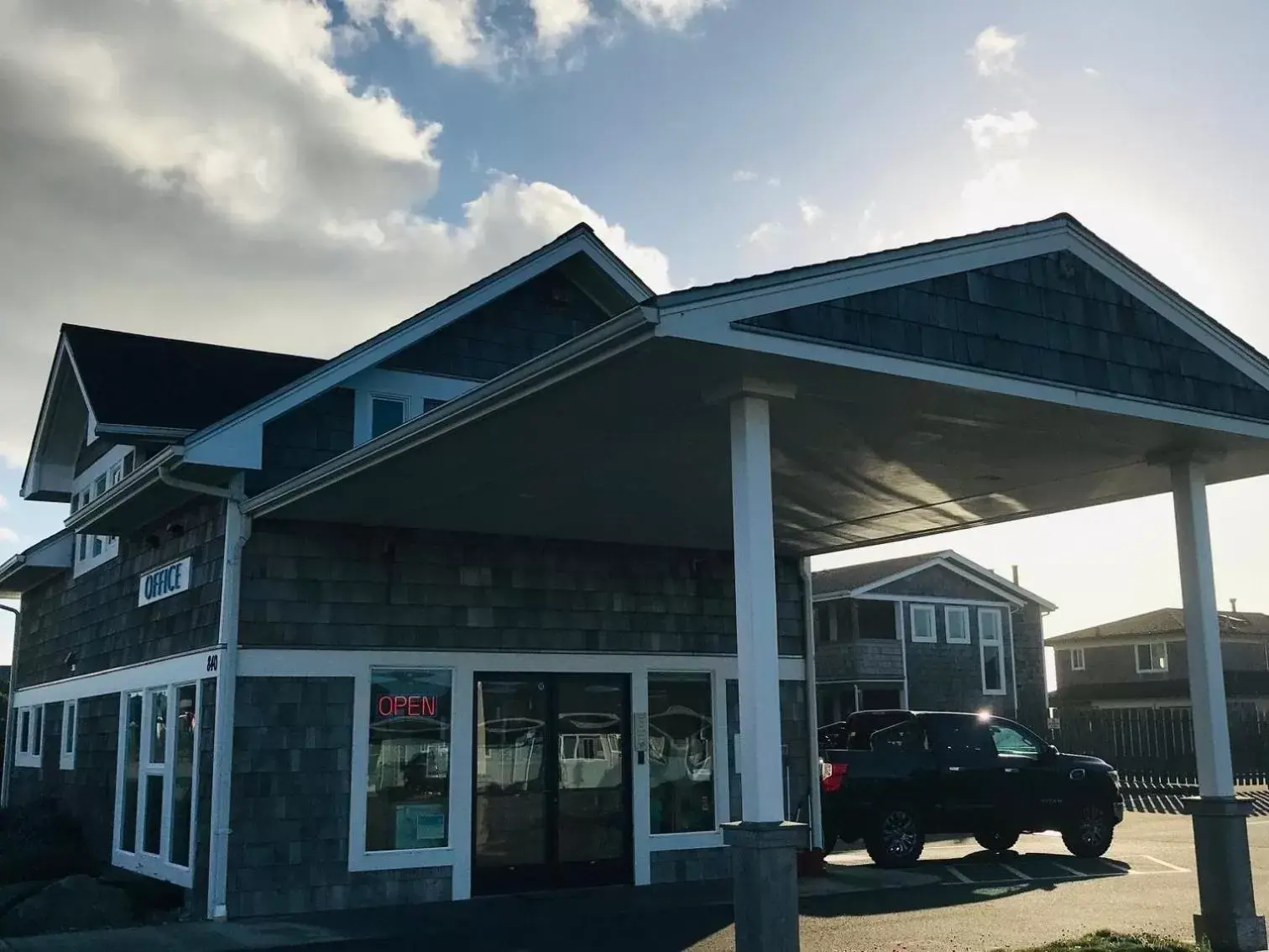 Property Building in Table Rock Motel