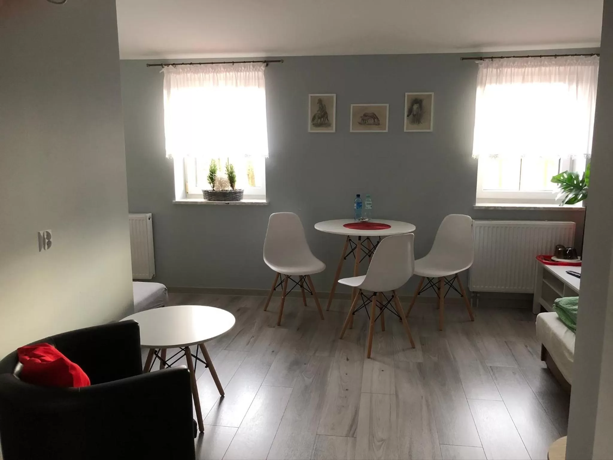 Dining Area in Stajnia pod Dębem
