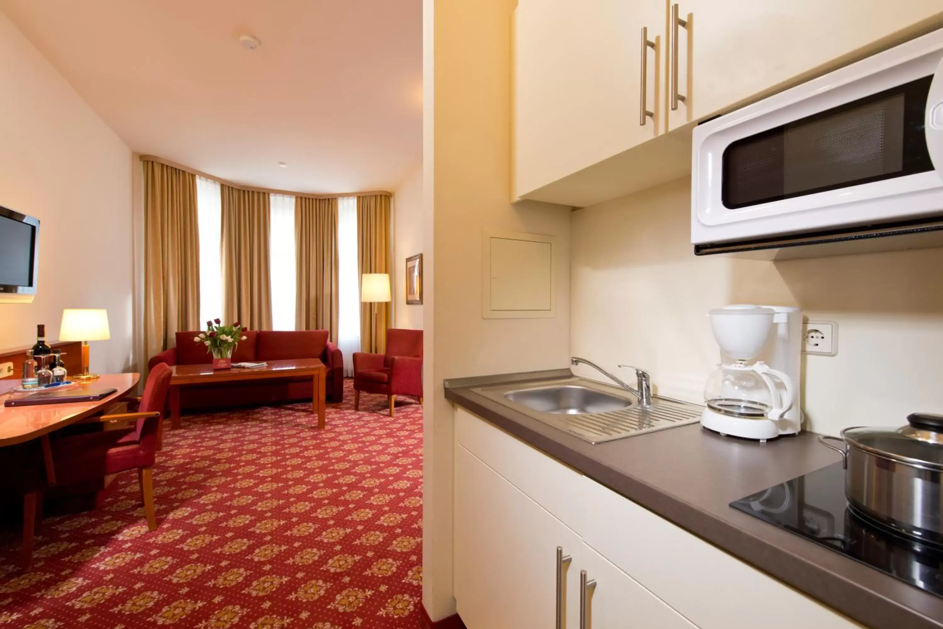 Photo of the whole room in Hotel & Apartments Zarenhof Berlin Prenzlauer Berg Photo of the whole room in Hotel & Apartments Zarenhof Berlin Prenzlauer Berg