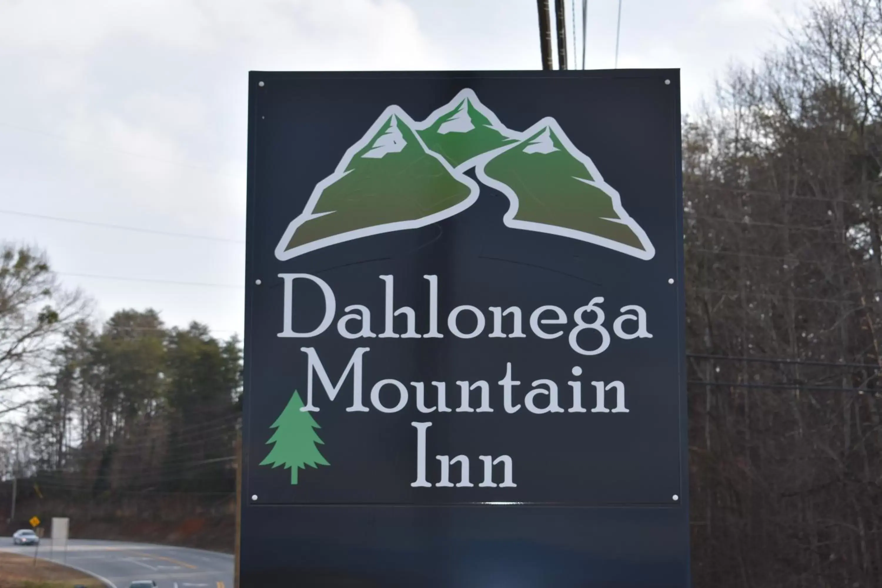 Dahlonega Mountain Inn