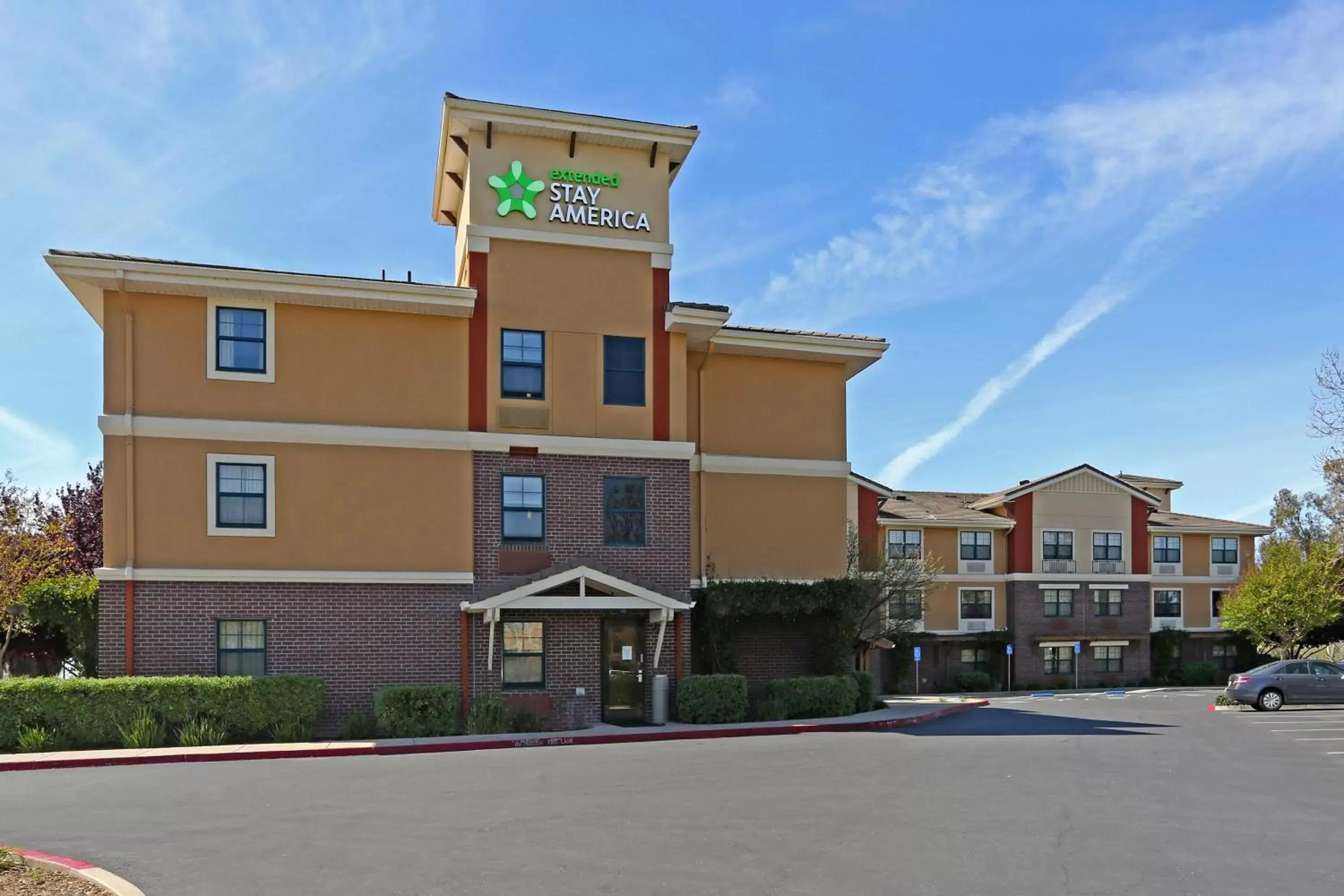 Property building in Extended Stay America Suites - Sacramento - Elk Grove