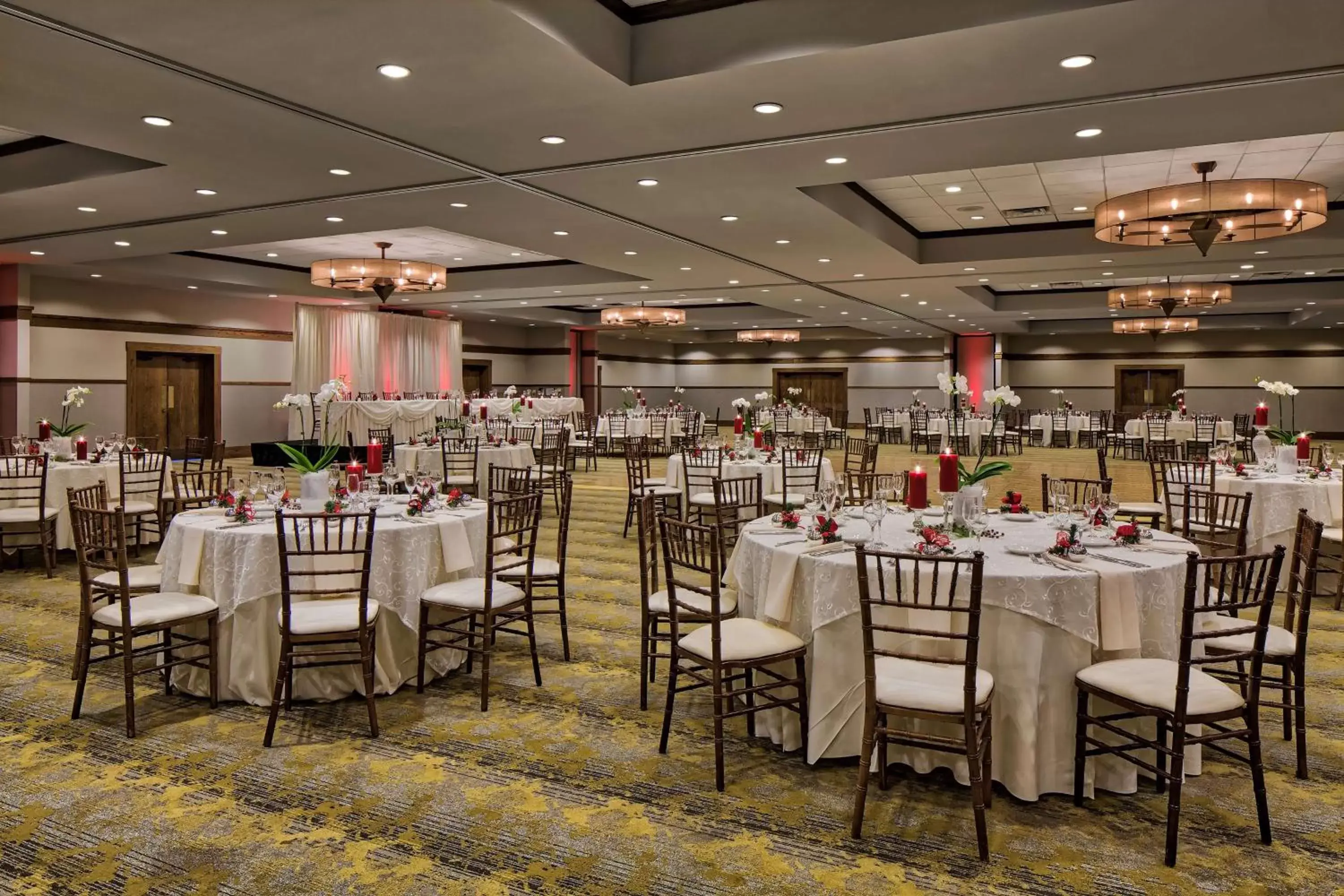 Meeting/conference room, Restaurant/Places to Eat in DoubleTree by Hilton Libertyville-Mundelein