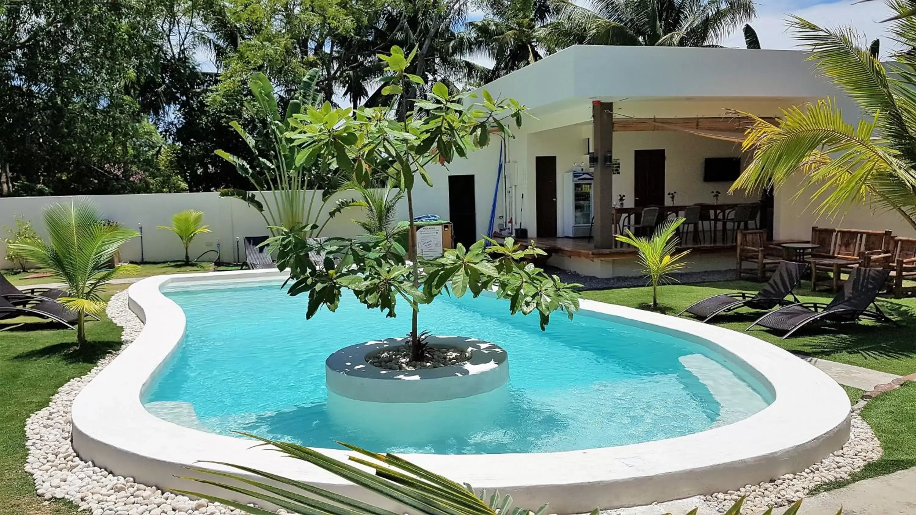 Swimming Pool in Positano Alona Beach Panglao