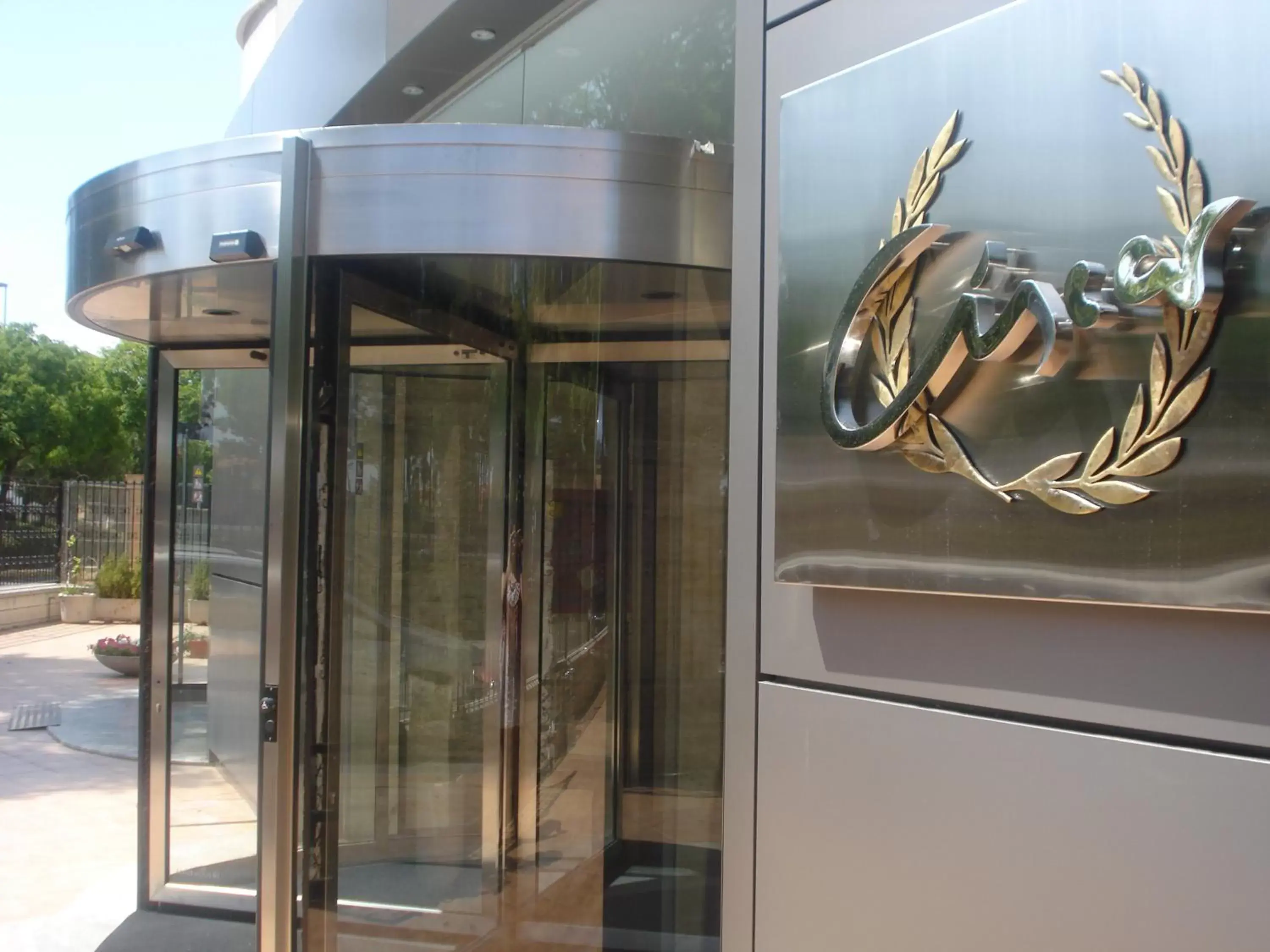 Facade/entrance in Checkin Valencia Ciscar Facade/entrance in Checkin Valencia Ciscar