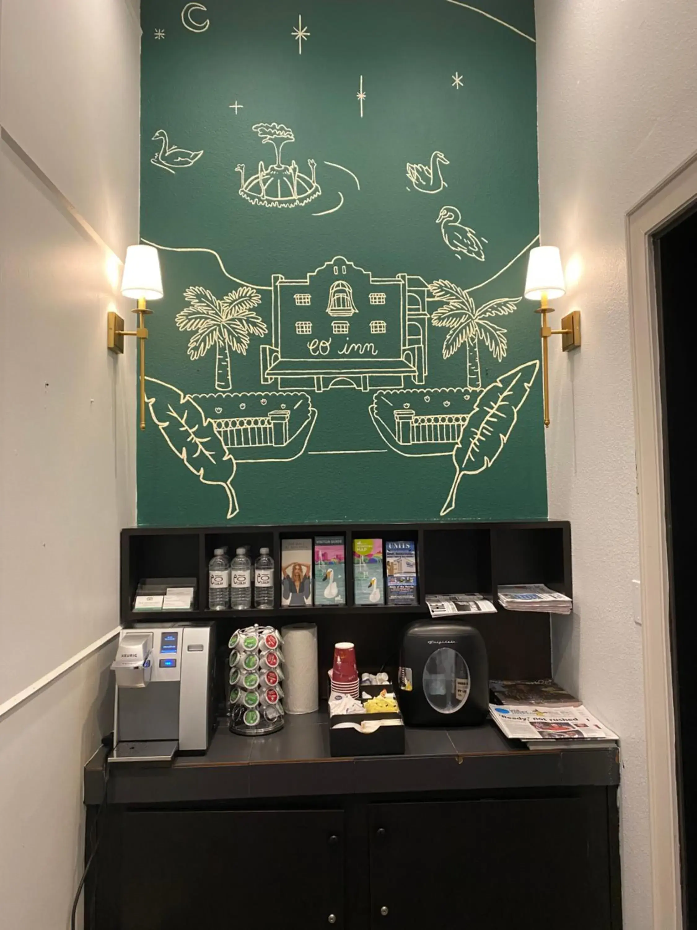 Coffee/tea facilities in Eo Inn - Downtown Orlando