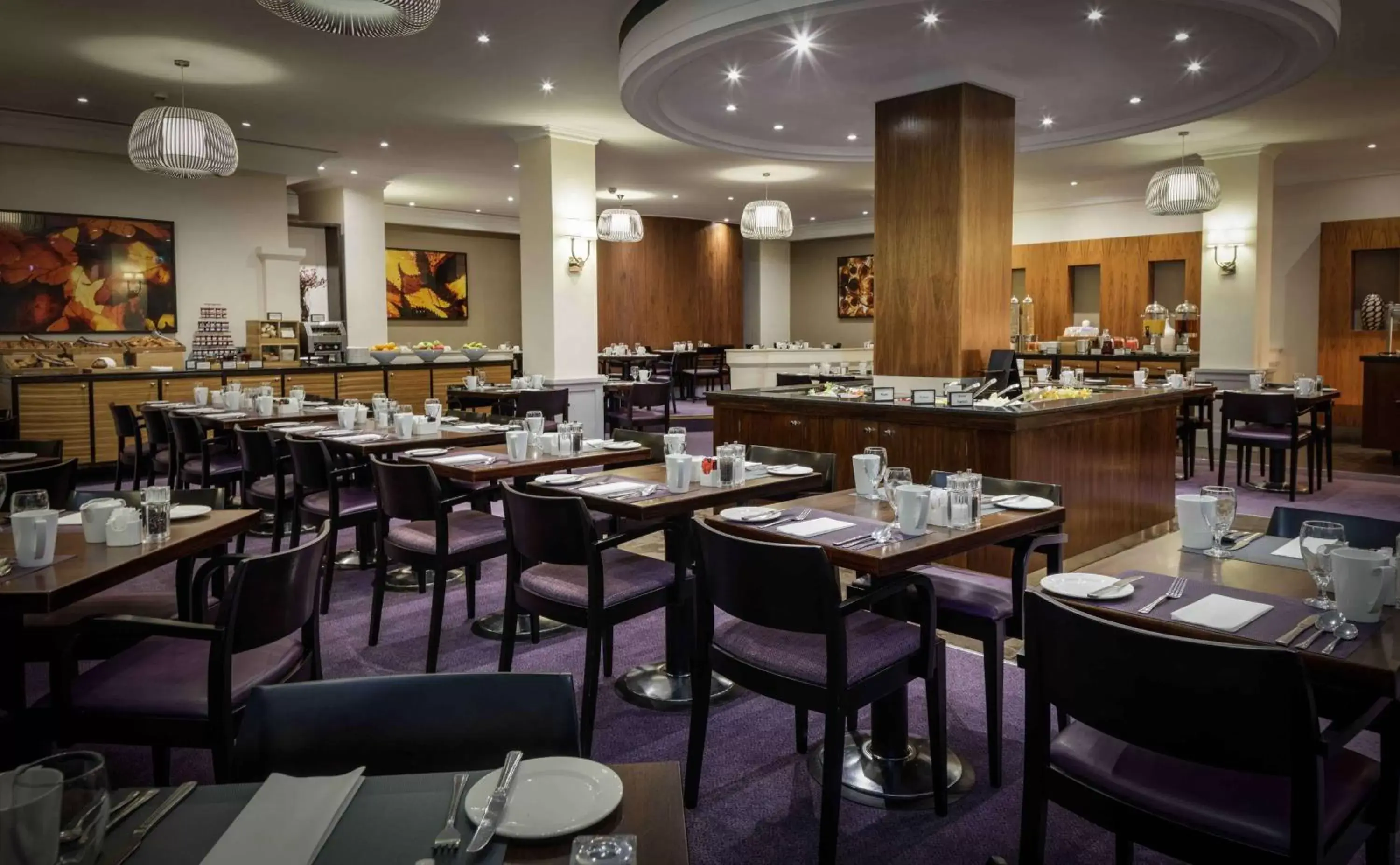 Restaurant/Places to Eat in Hilton London Euston