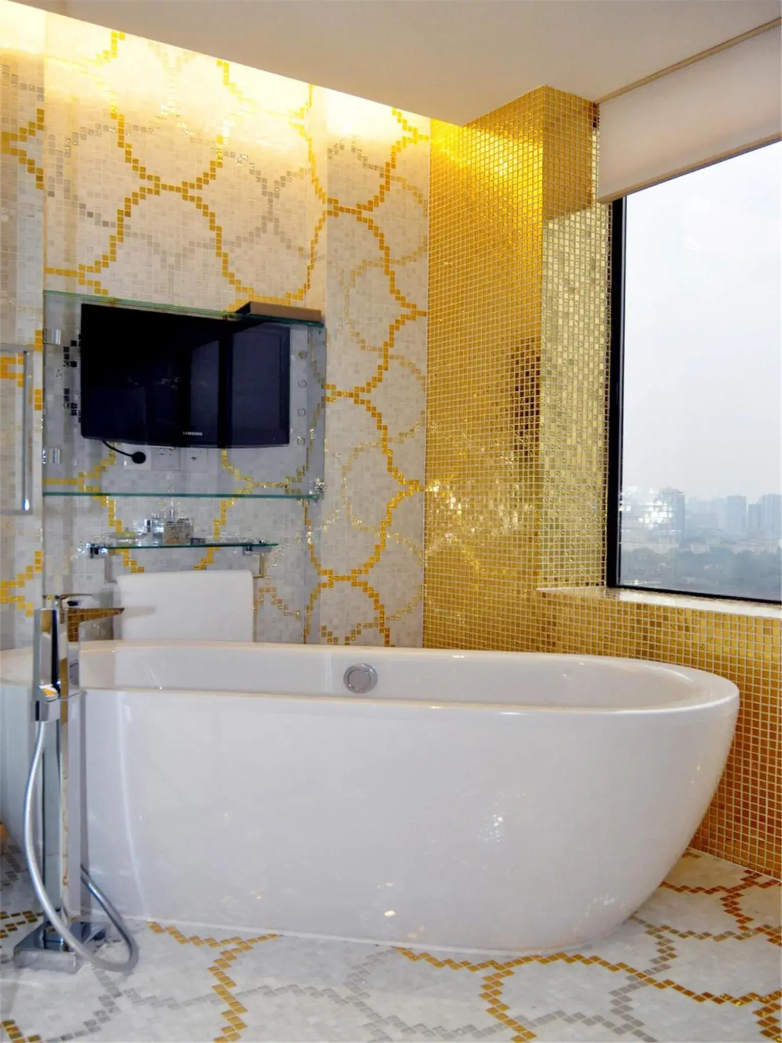 Bathroom in Hotel Kunlun