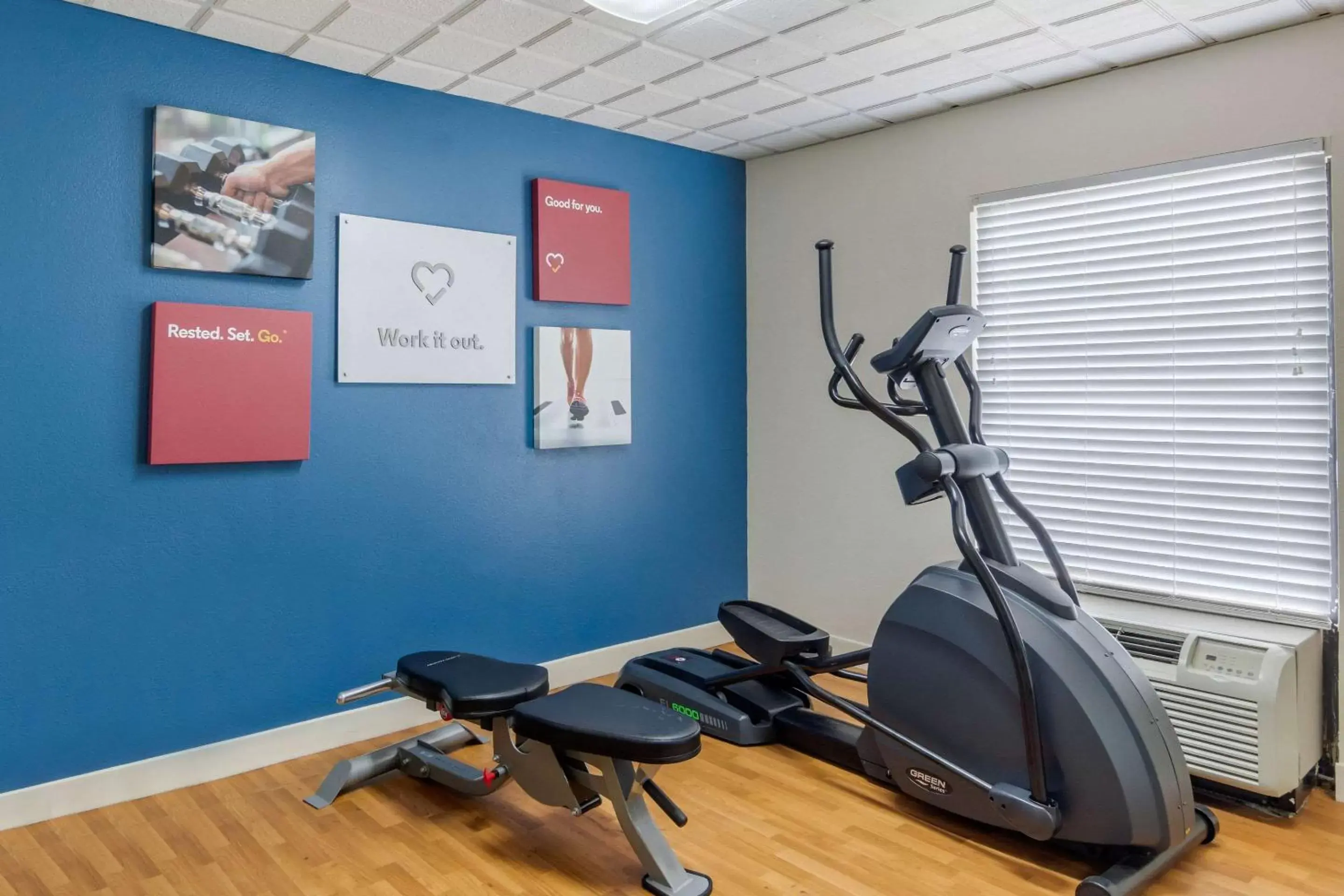 Fitness centre/facilities, Fitness Center/Facilities in Comfort Suites Southpark