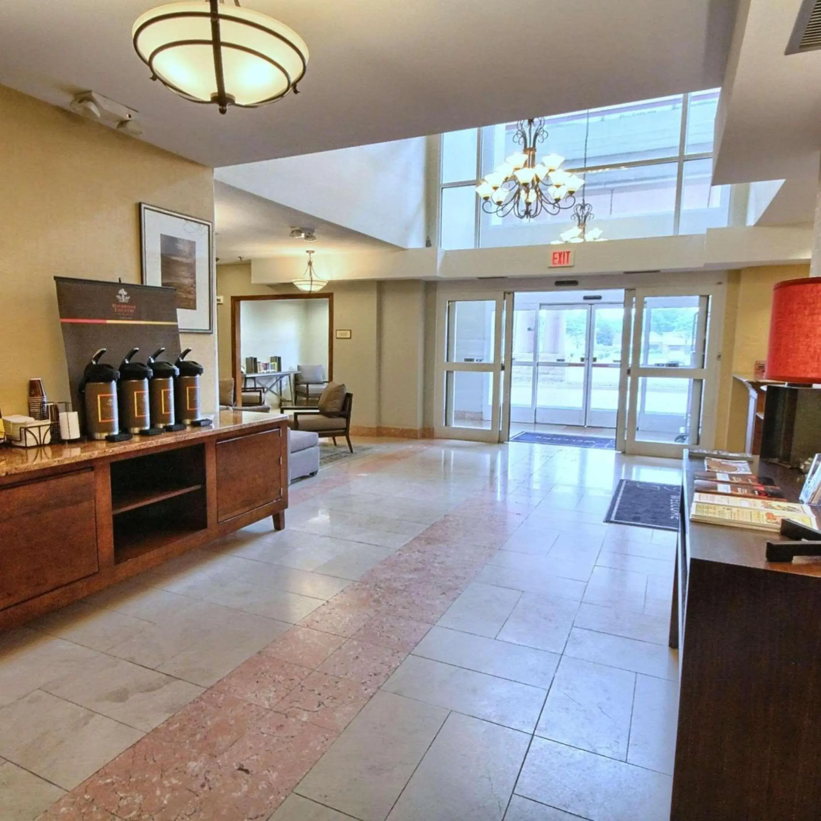 Lobby or reception in Country Inn & Suites by Radisson, Dearborn, MI