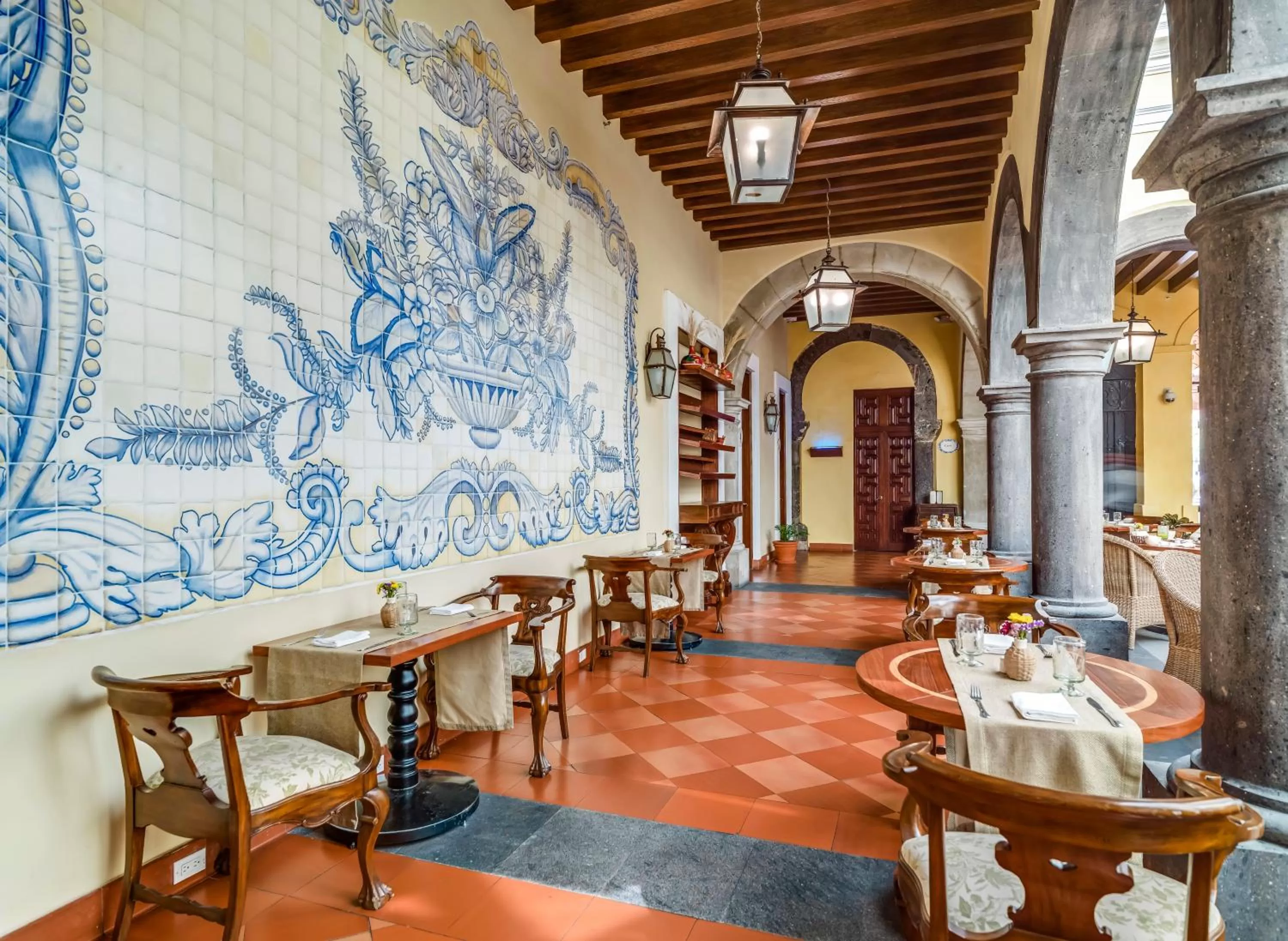 Restaurant/places to eat in Hotel Solar de las Animas