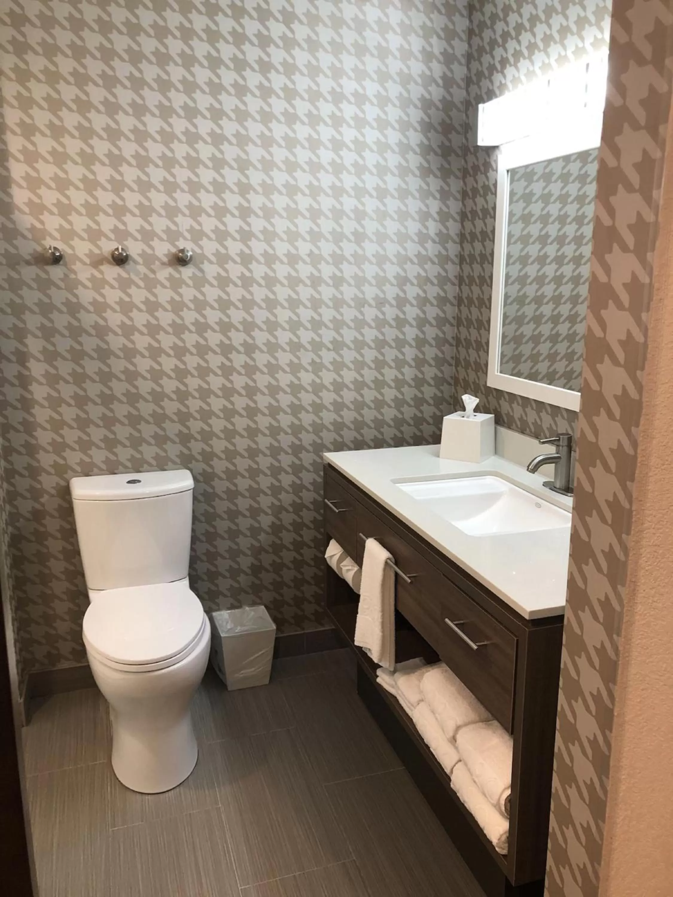 Bathroom in Home2 Suites by Hilton La Porte