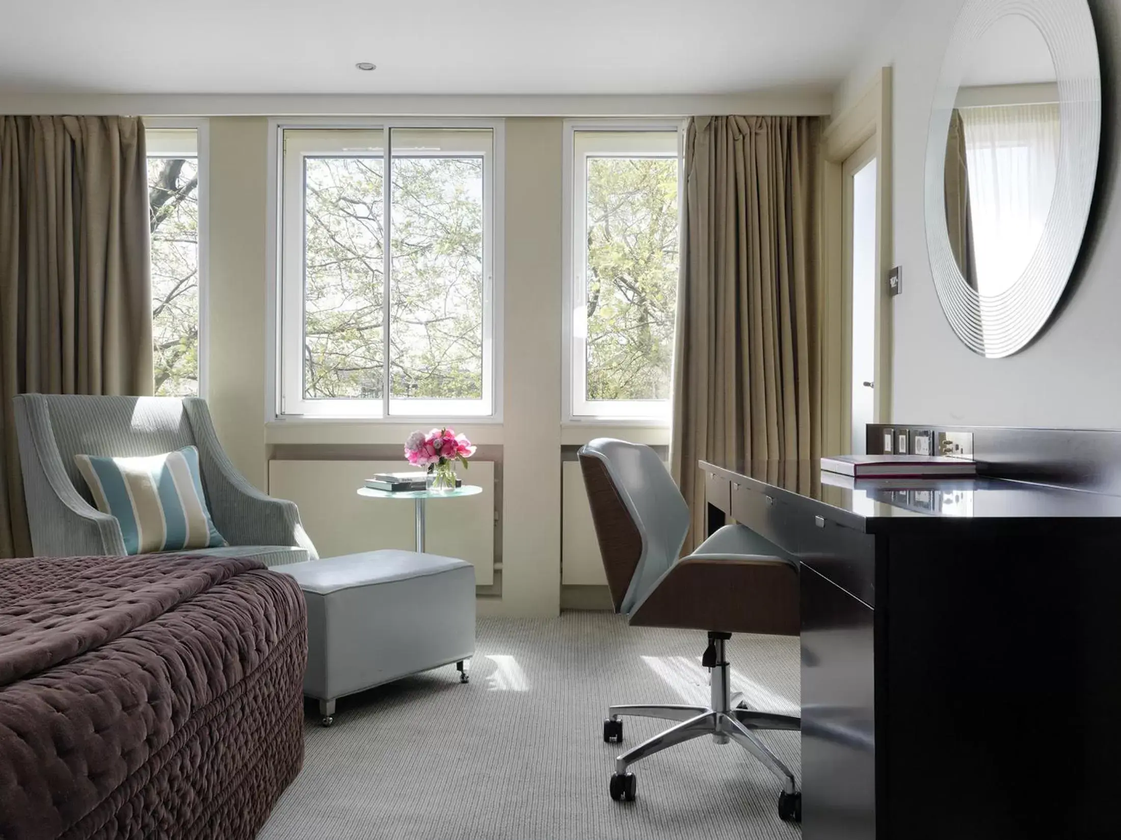 Bedroom, Seating Area in The Bristol Hotel