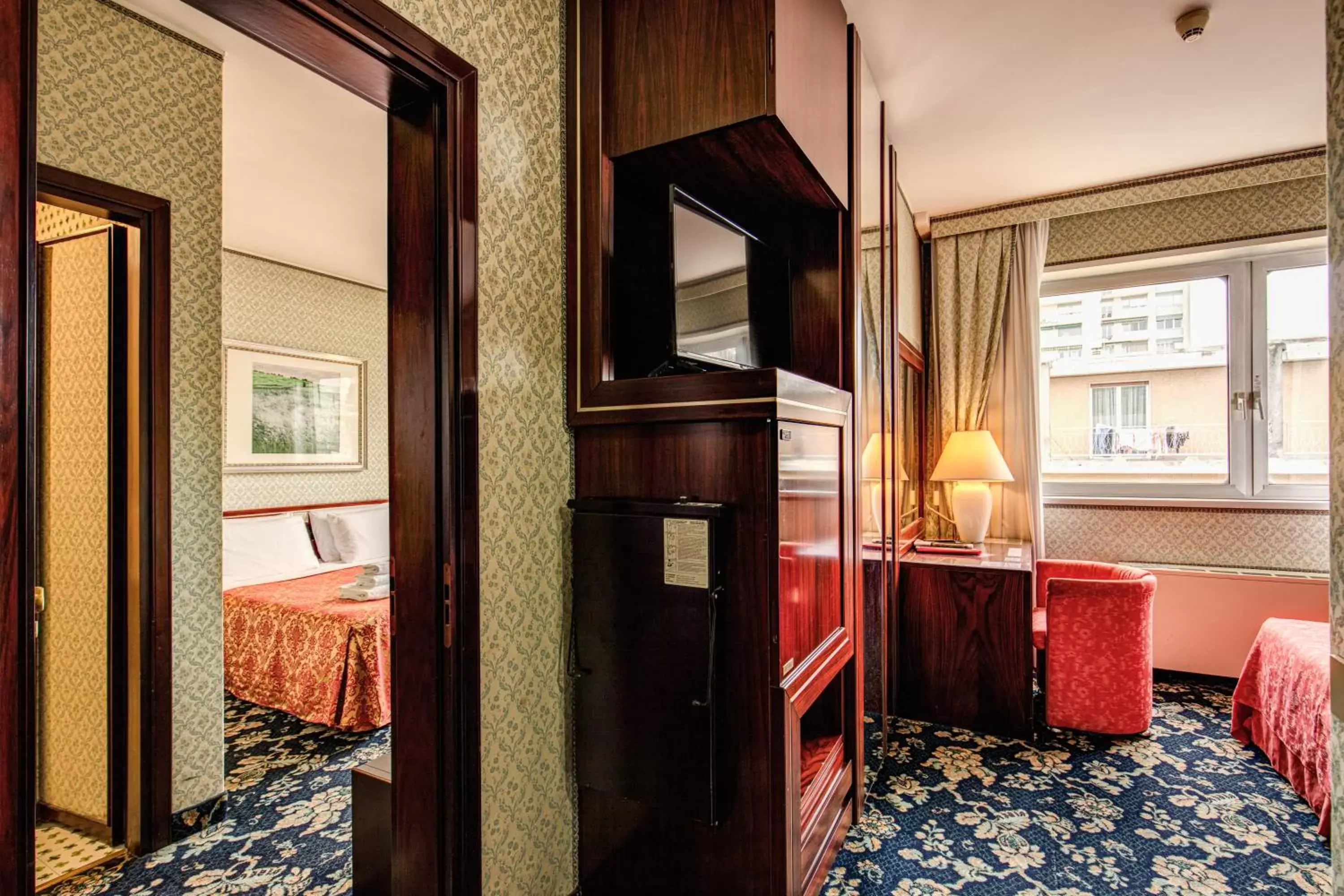 Property building in Venice Michelangelo Hotel Property building in Venice Michelangelo Hotel