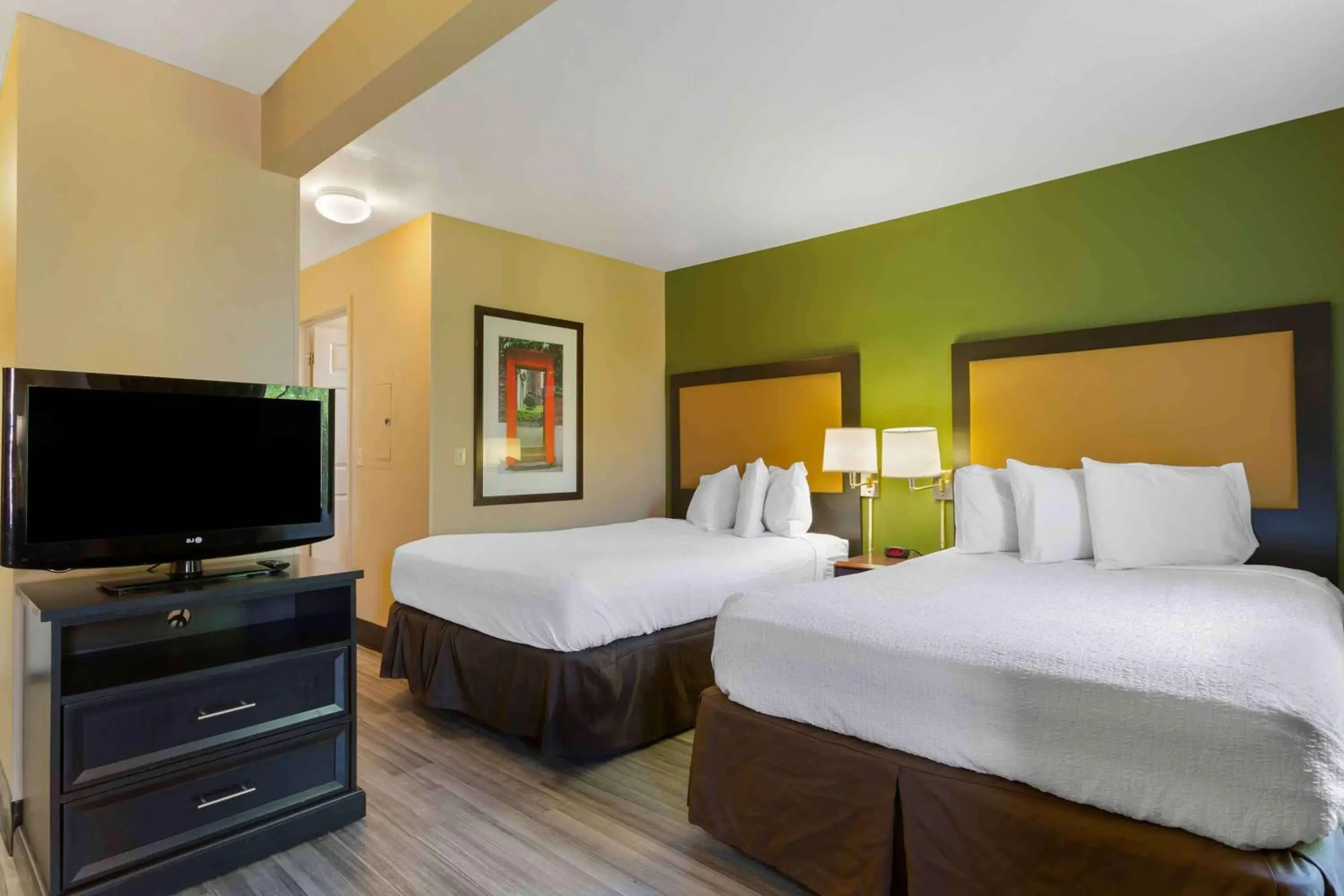 Bedroom, Bed in Extended Stay America Suites - Phoenix - Chandler - E Chandler Blvd