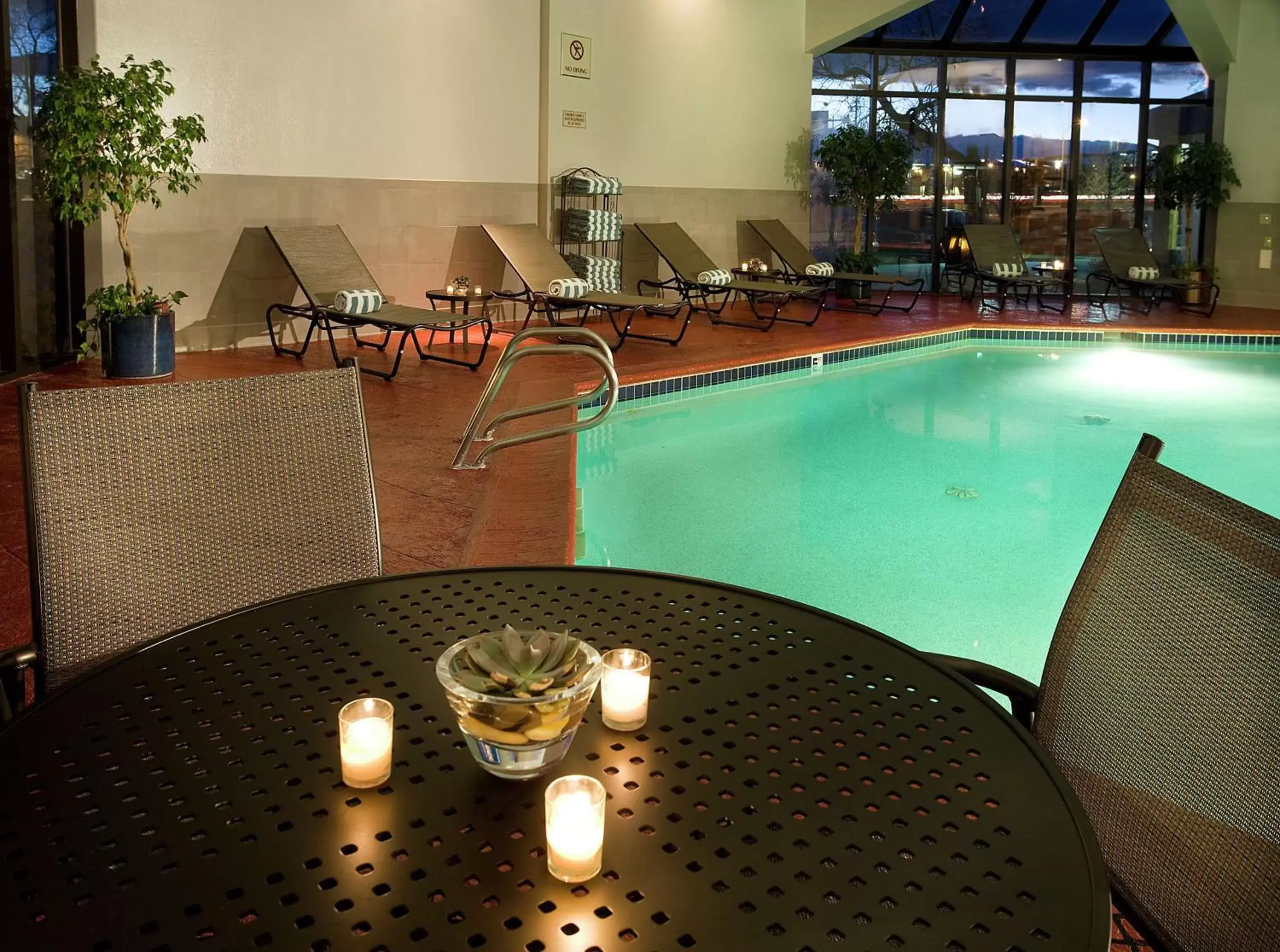 Swimming Pool in DoubleTree by Hilton Denver/Westminister