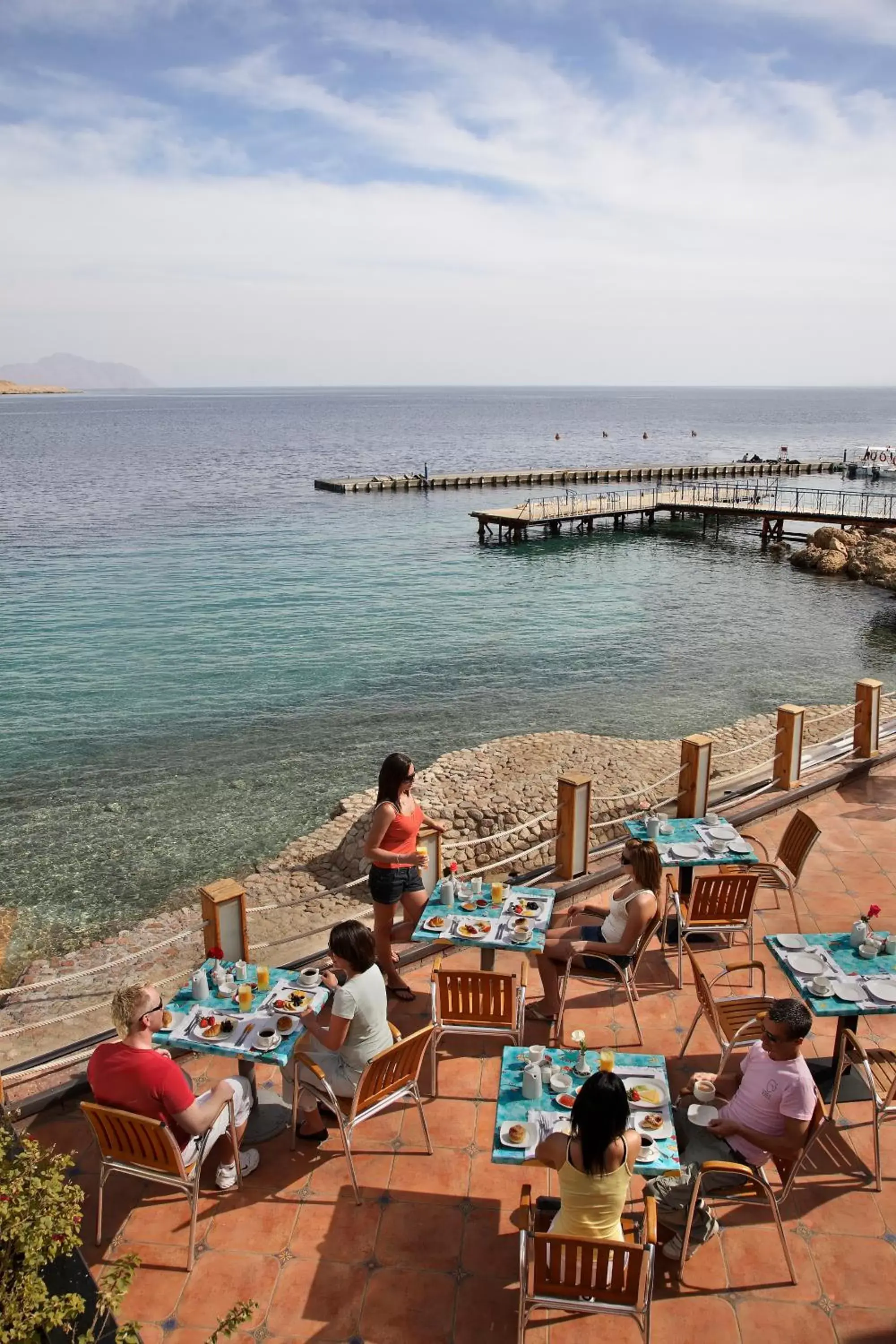 Restaurant/places to eat, Beach in Lido Sharm Hotel Naama Bay