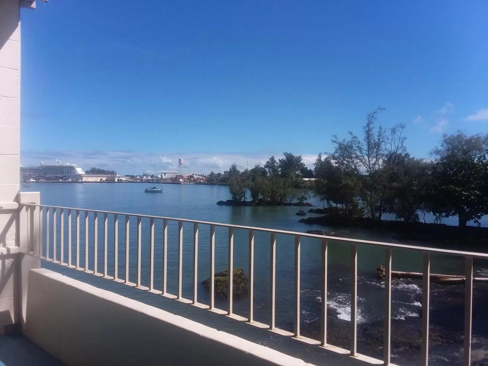 Sea view in Hilo Reeds Bay Hotel