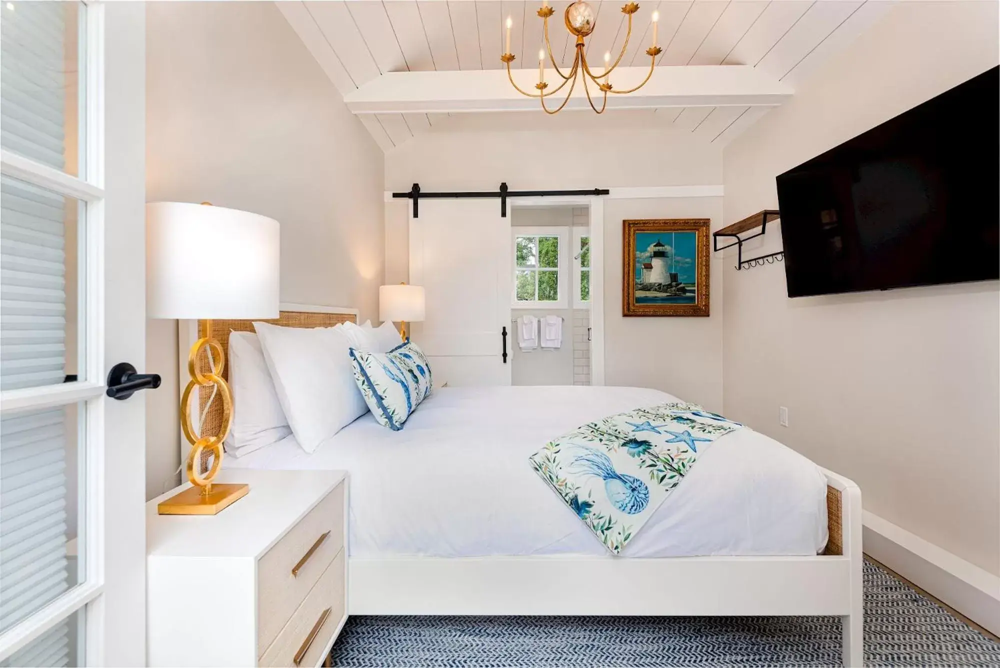 Photo of the whole room, Bed in Nantucket Resort Collection