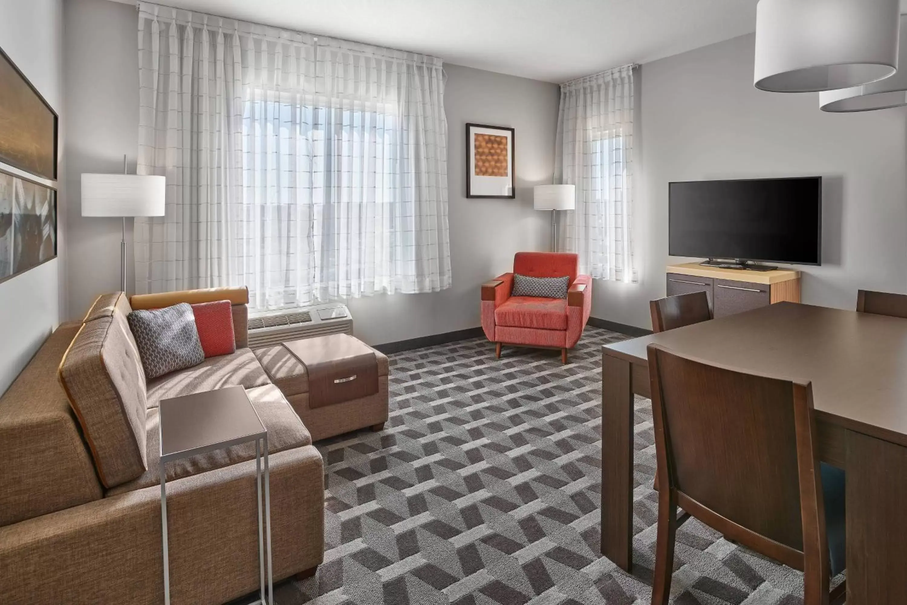 Bedroom, Seating Area in TownePlace Suites by Marriott Edmonton Sherwood Park