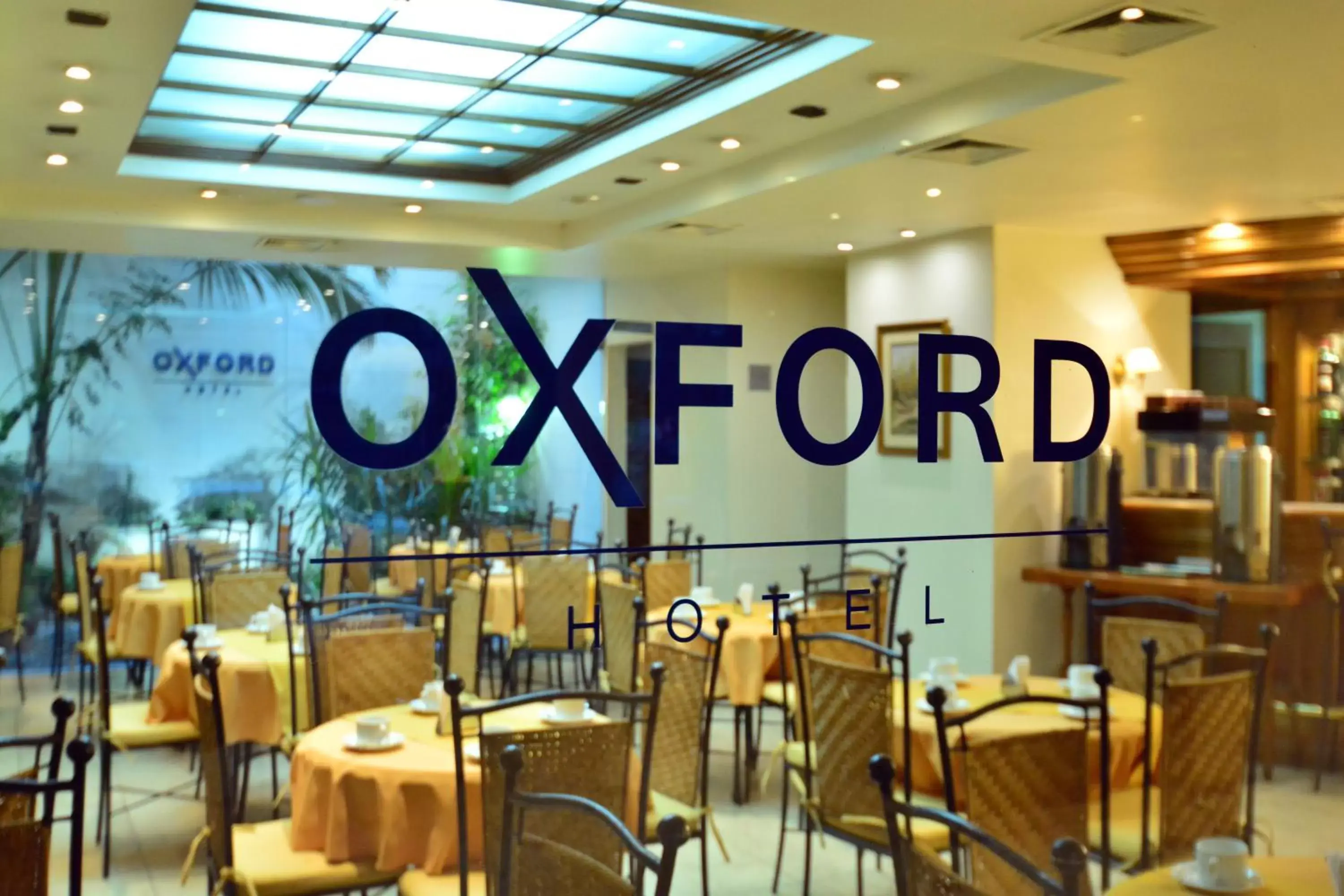 Other, Restaurant/Places to Eat in Oxford Hotel