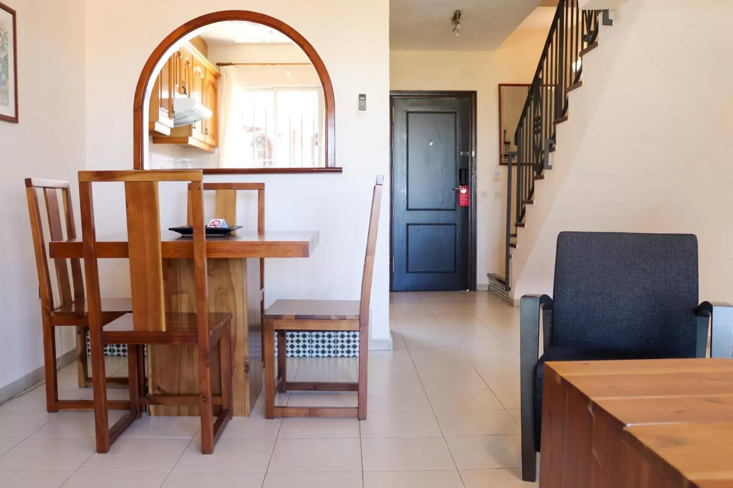 Dining Area in Ramada Hotel & Suites by Wyndham Costa del Sol