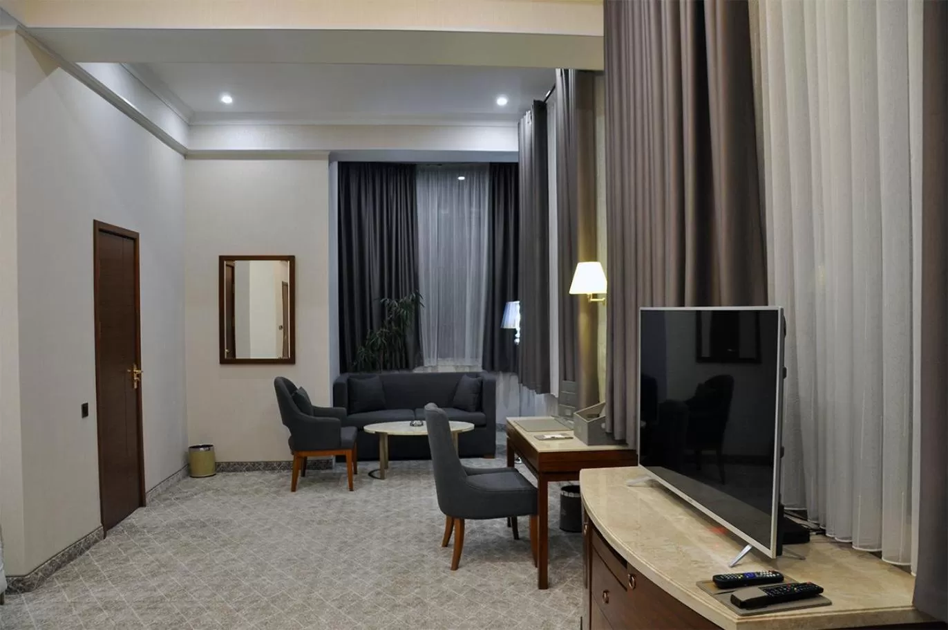 Parliament Palace Hotel