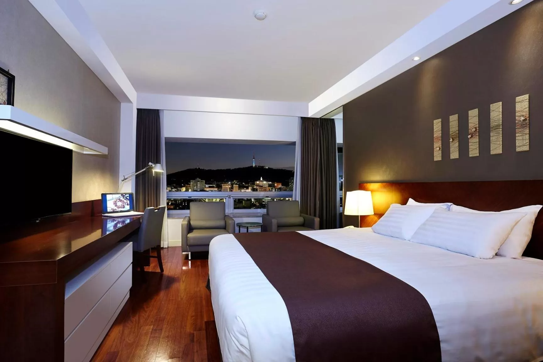 Photo of the whole room, Bed in Hotel Kukdo