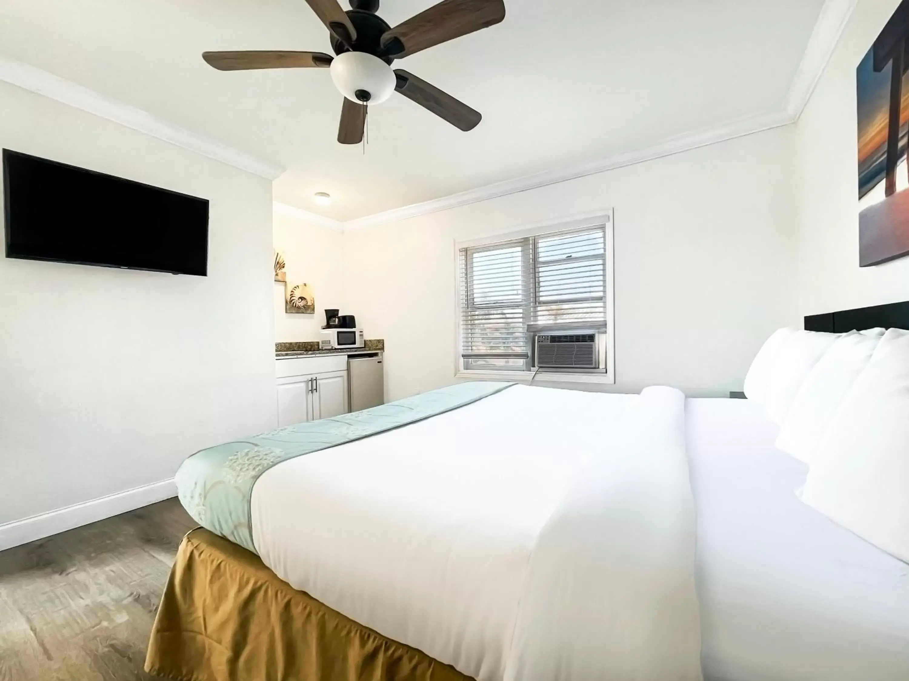 Bedroom, Bed in The Seagull Bedroom, Bed in The Seagull