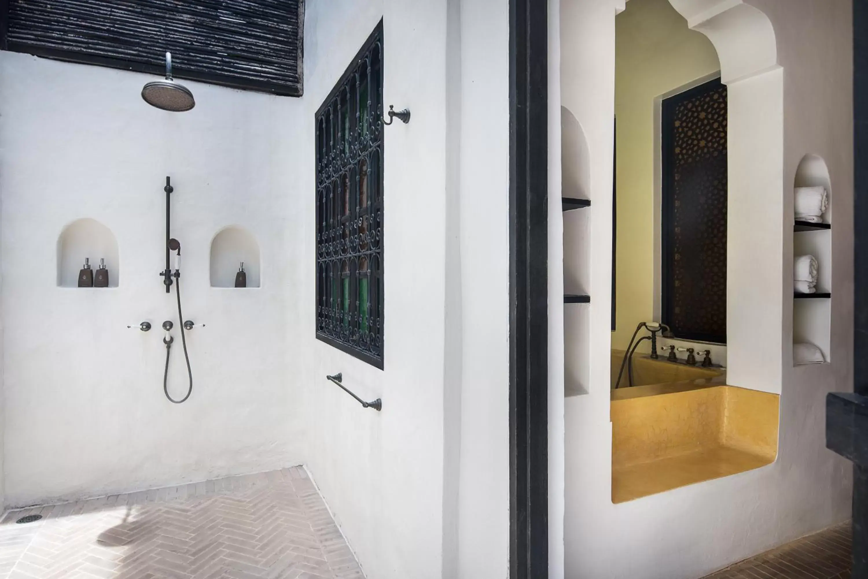 Shower, Bathroom in Villa Maroc Resort